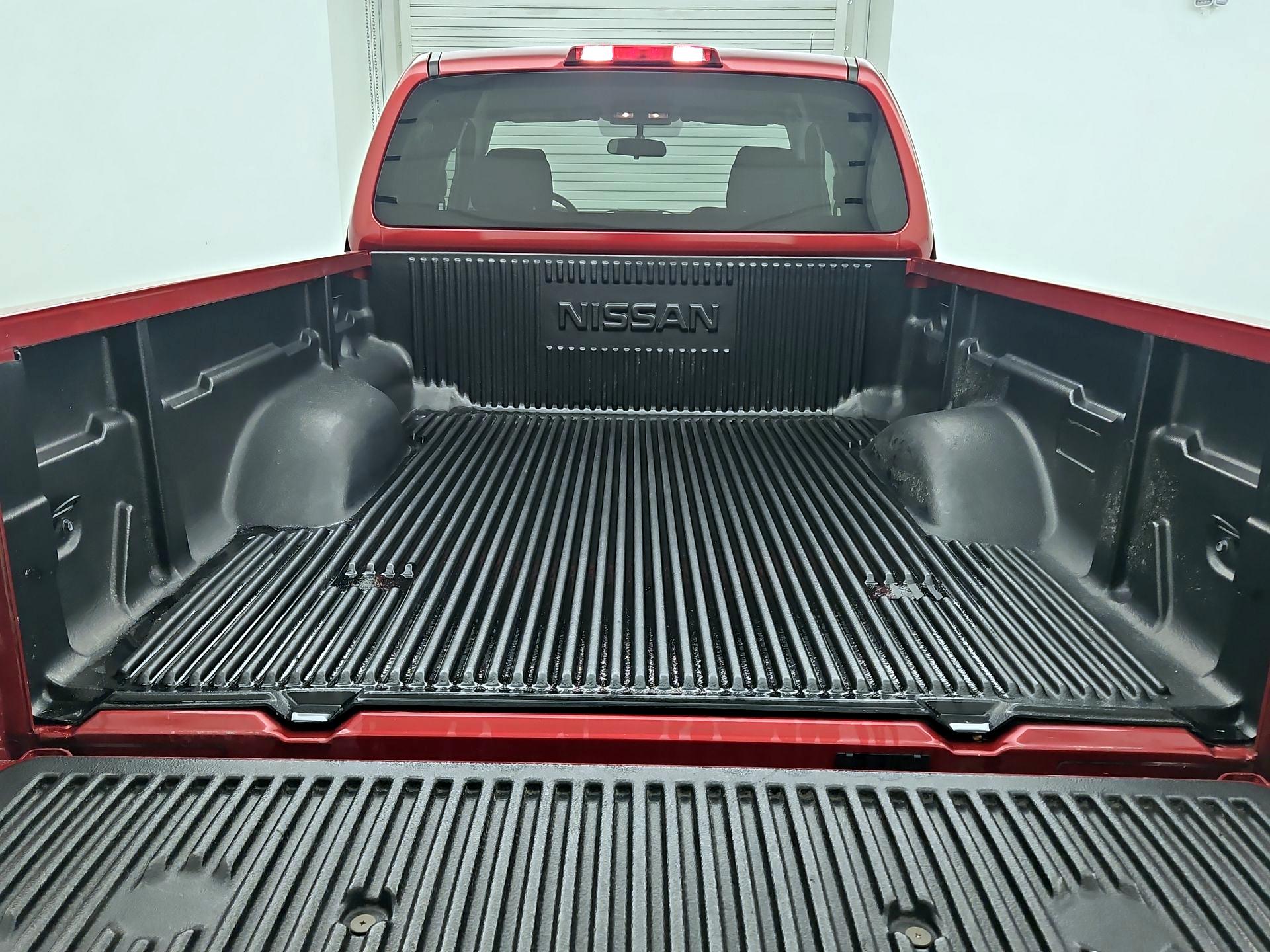 Thumbnail: 2016 Nissan Frontier - 19