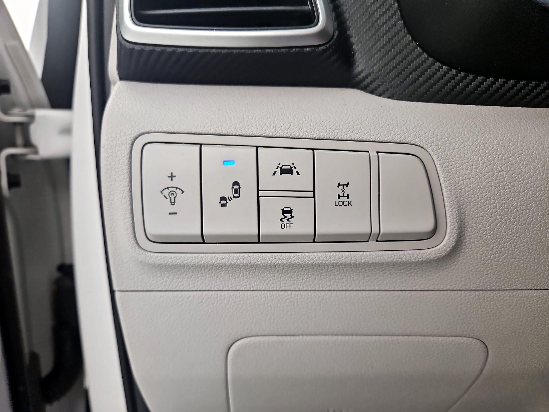 Thumbnail: 2019 Hyundai Tucson - 13