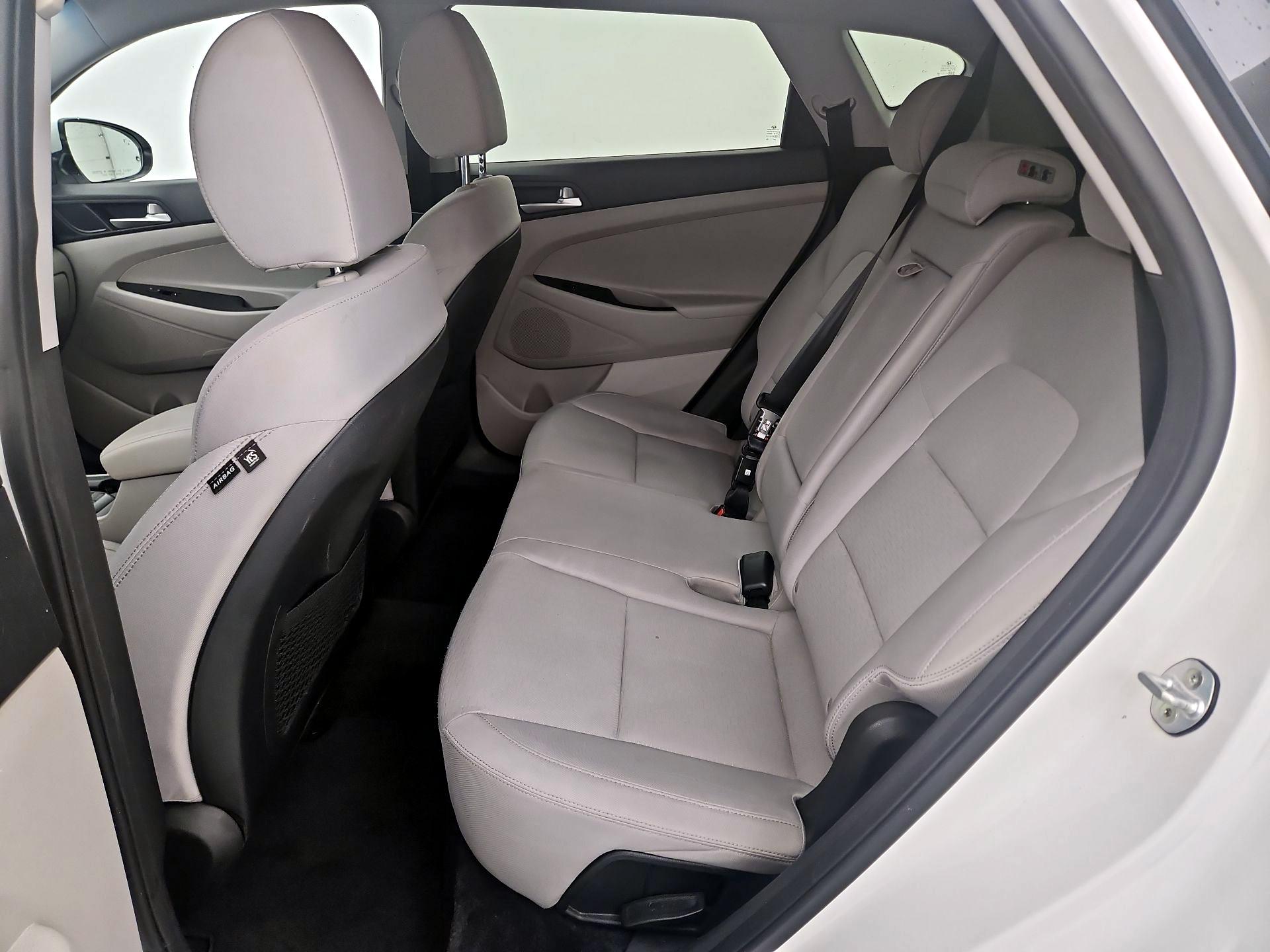 Thumbnail: 2019 Hyundai Tucson - 19