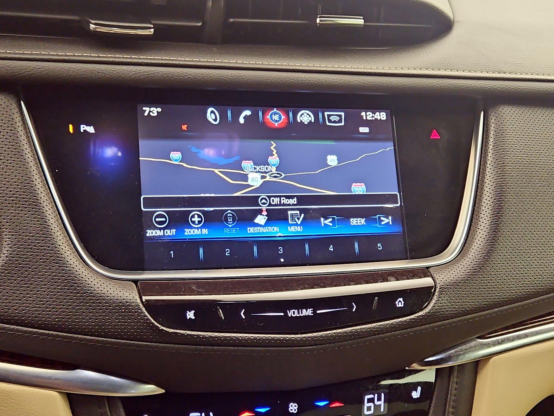 Thumbnail: 2017 Cadillac XT5 - 14