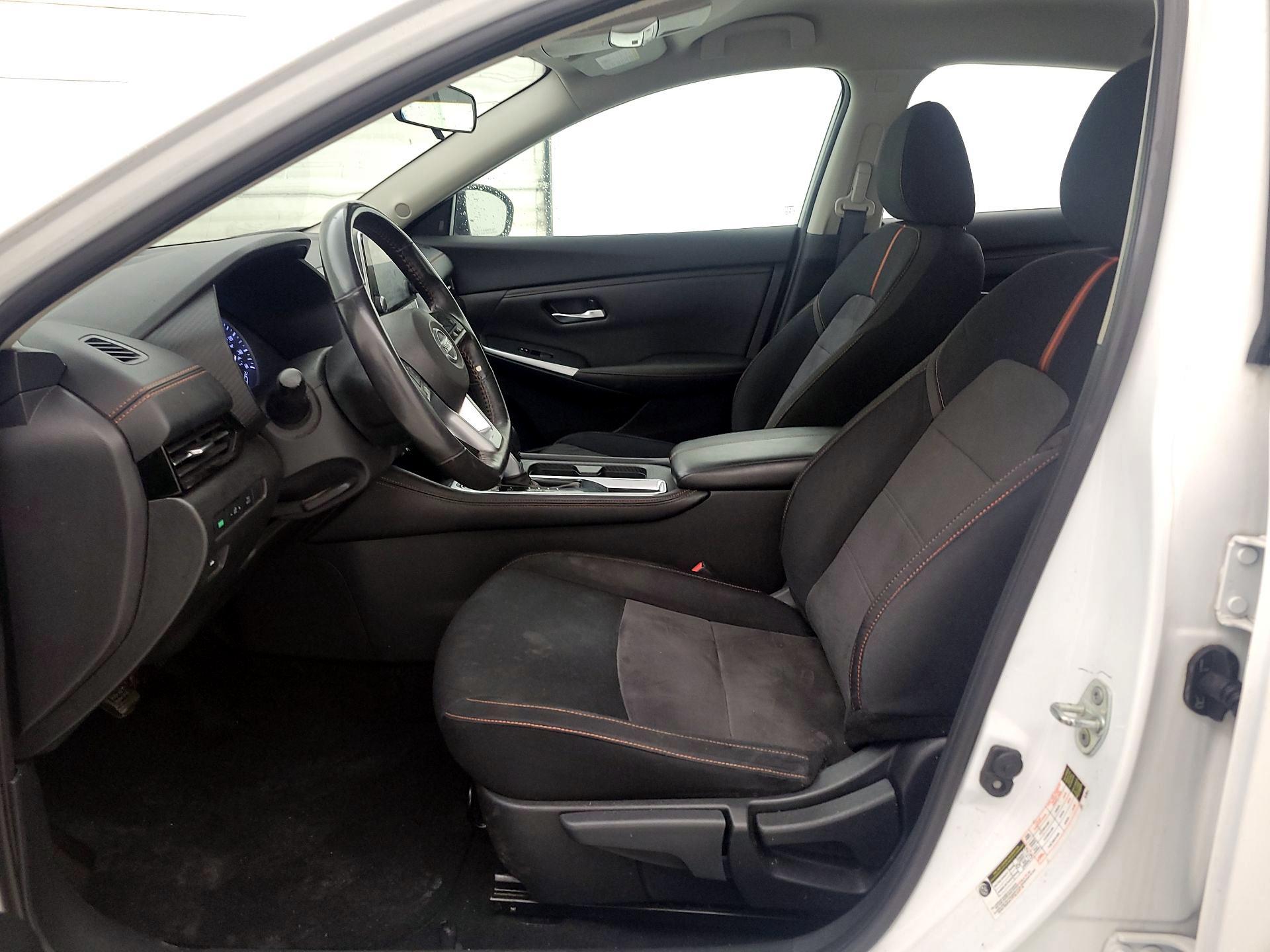 Thumbnail: 2021 Nissan Sentra - 11