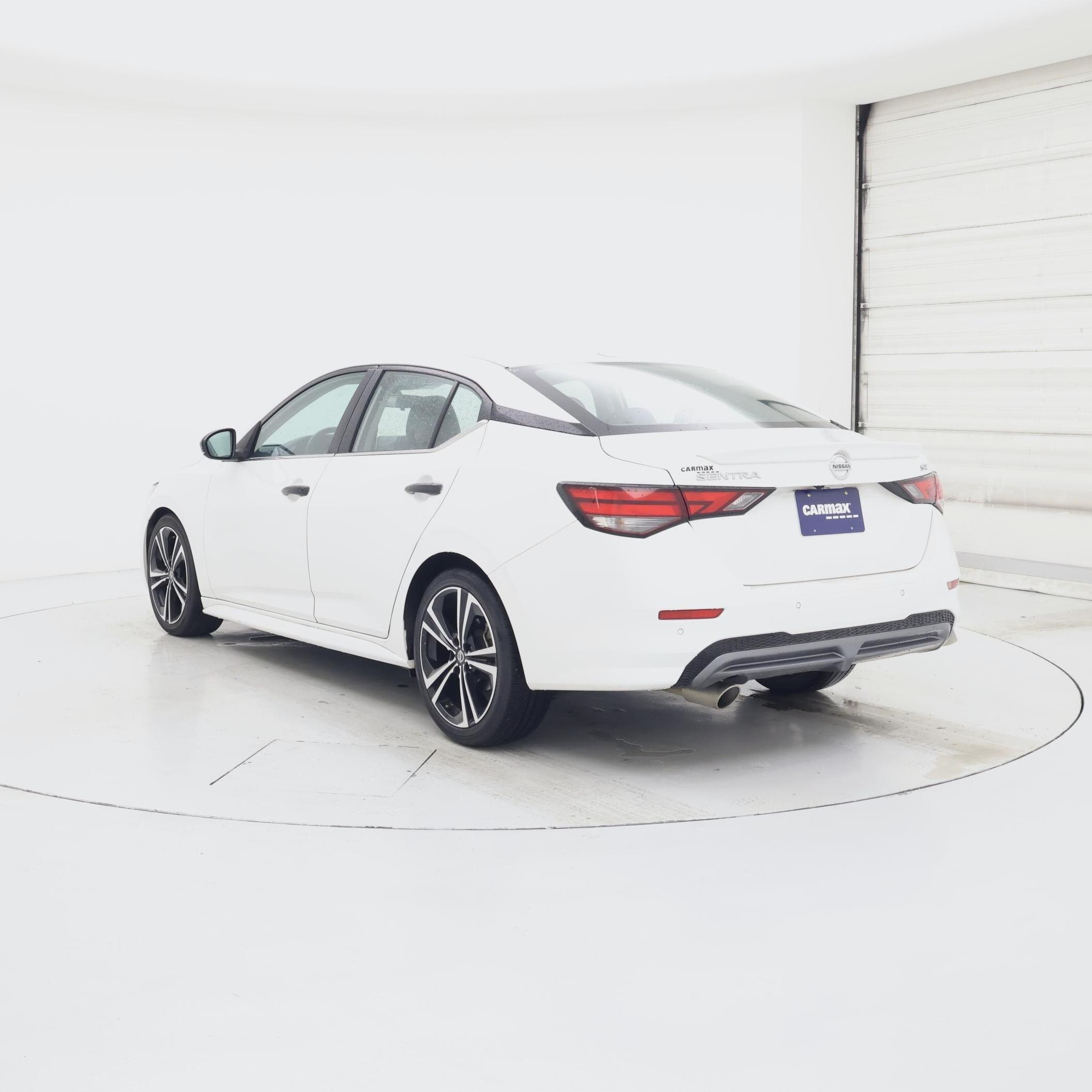 Thumbnail: 2021 Nissan Sentra - 2