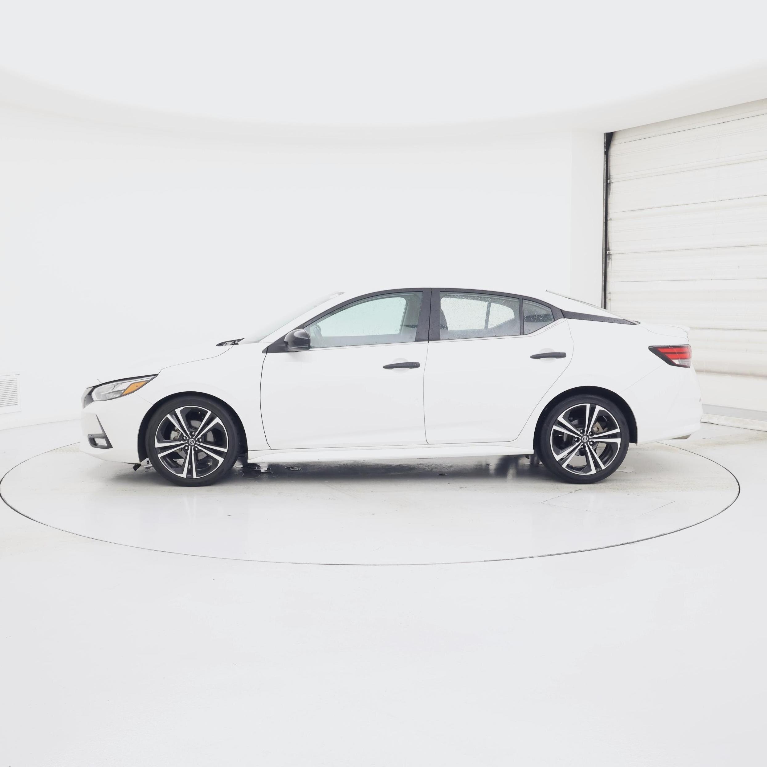 Thumbnail: 2021 Nissan Sentra - 3