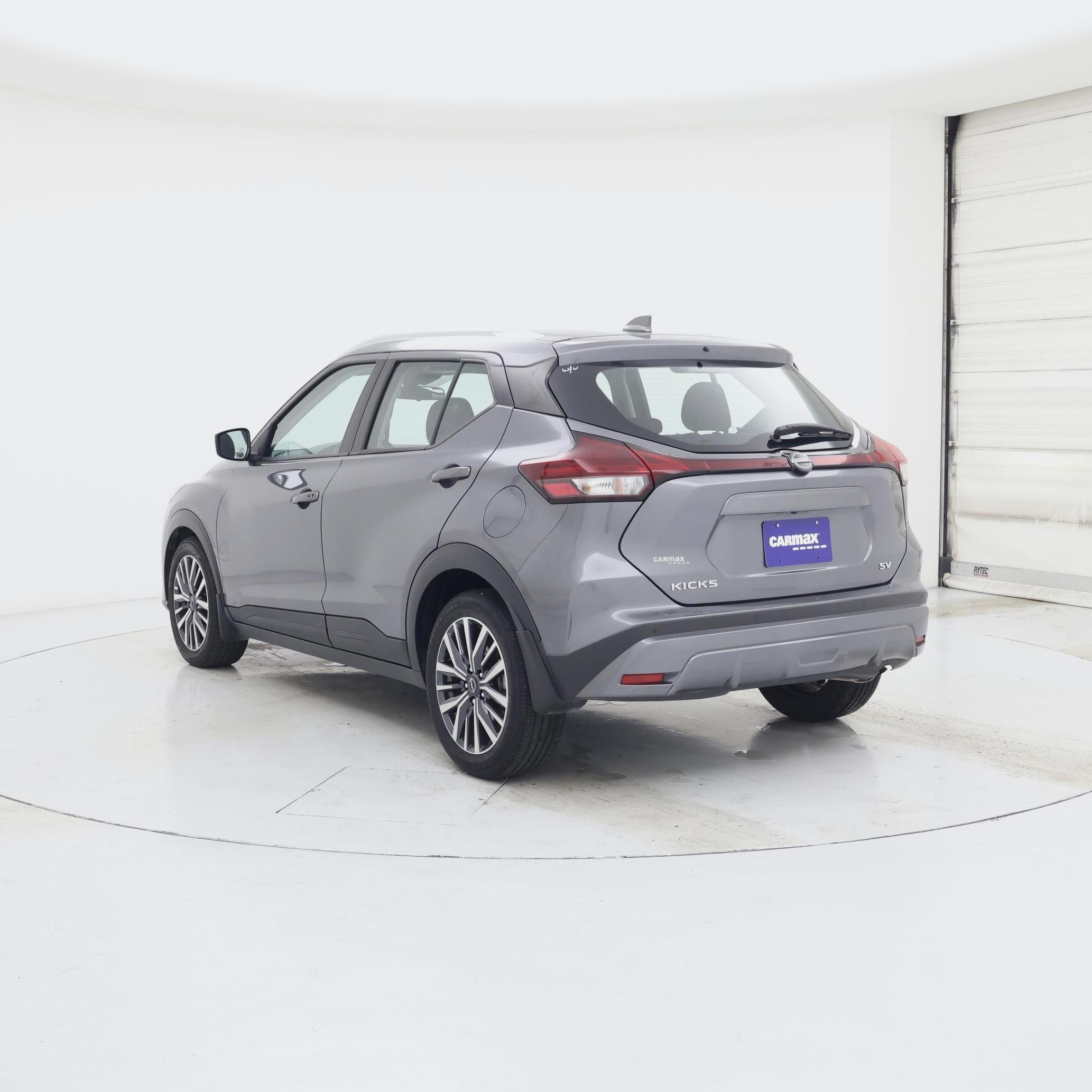 Thumbnail: 2023 Nissan Kicks - 2