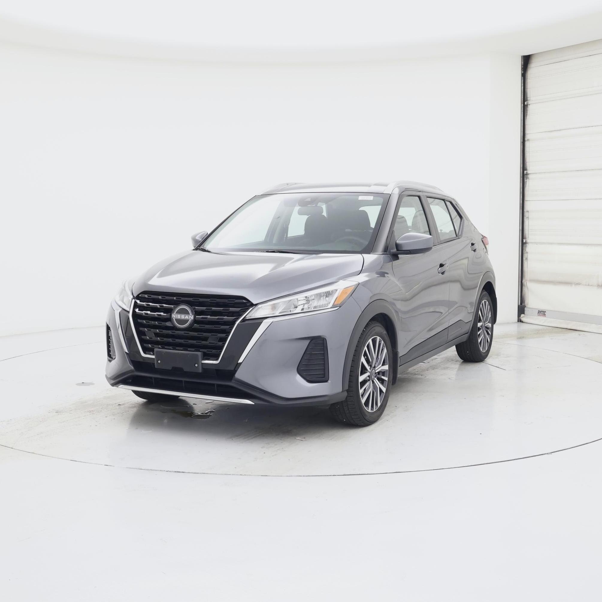 Thumbnail: 2023 Nissan Kicks - 4