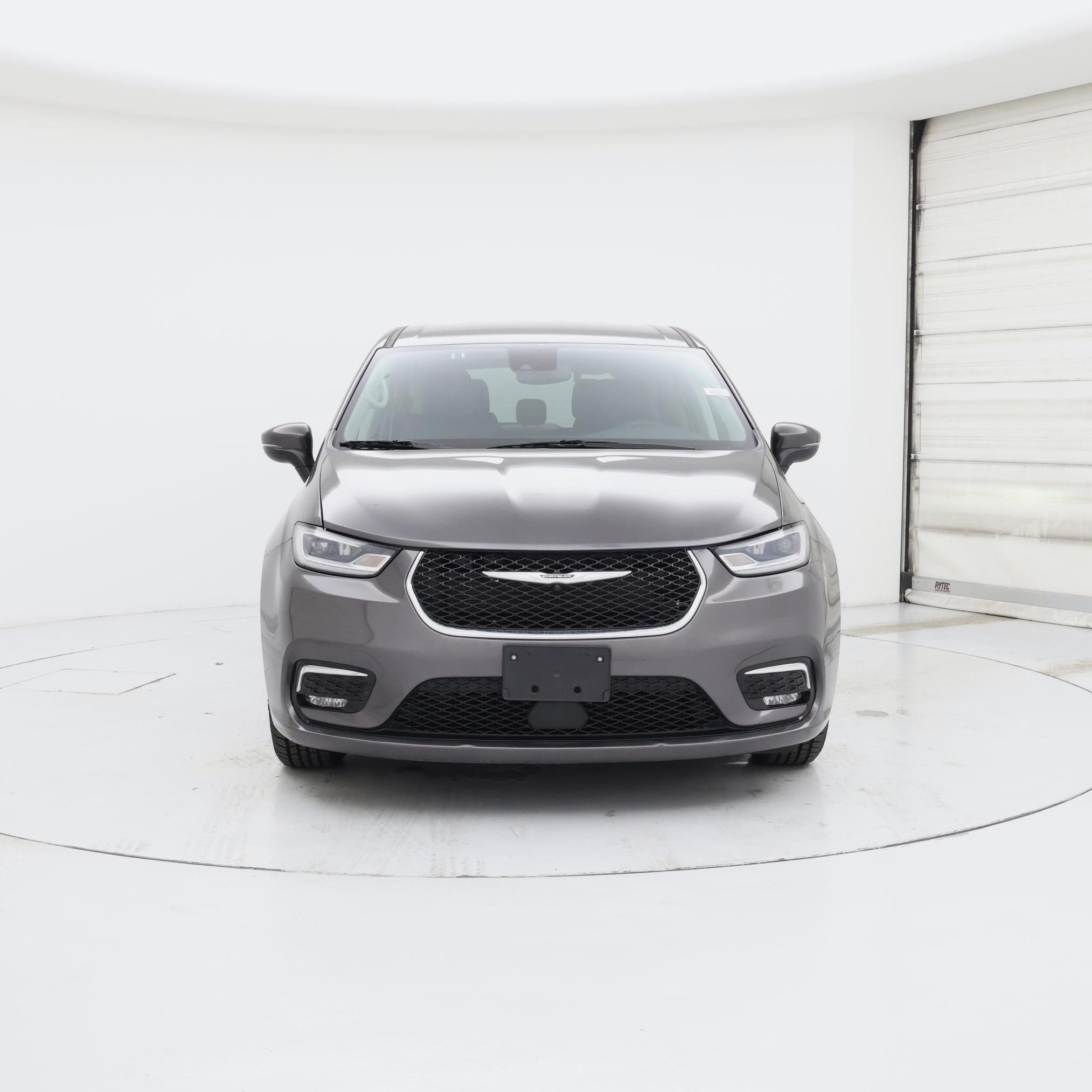 Thumbnail: 2023 Chrysler Pacifica - 5