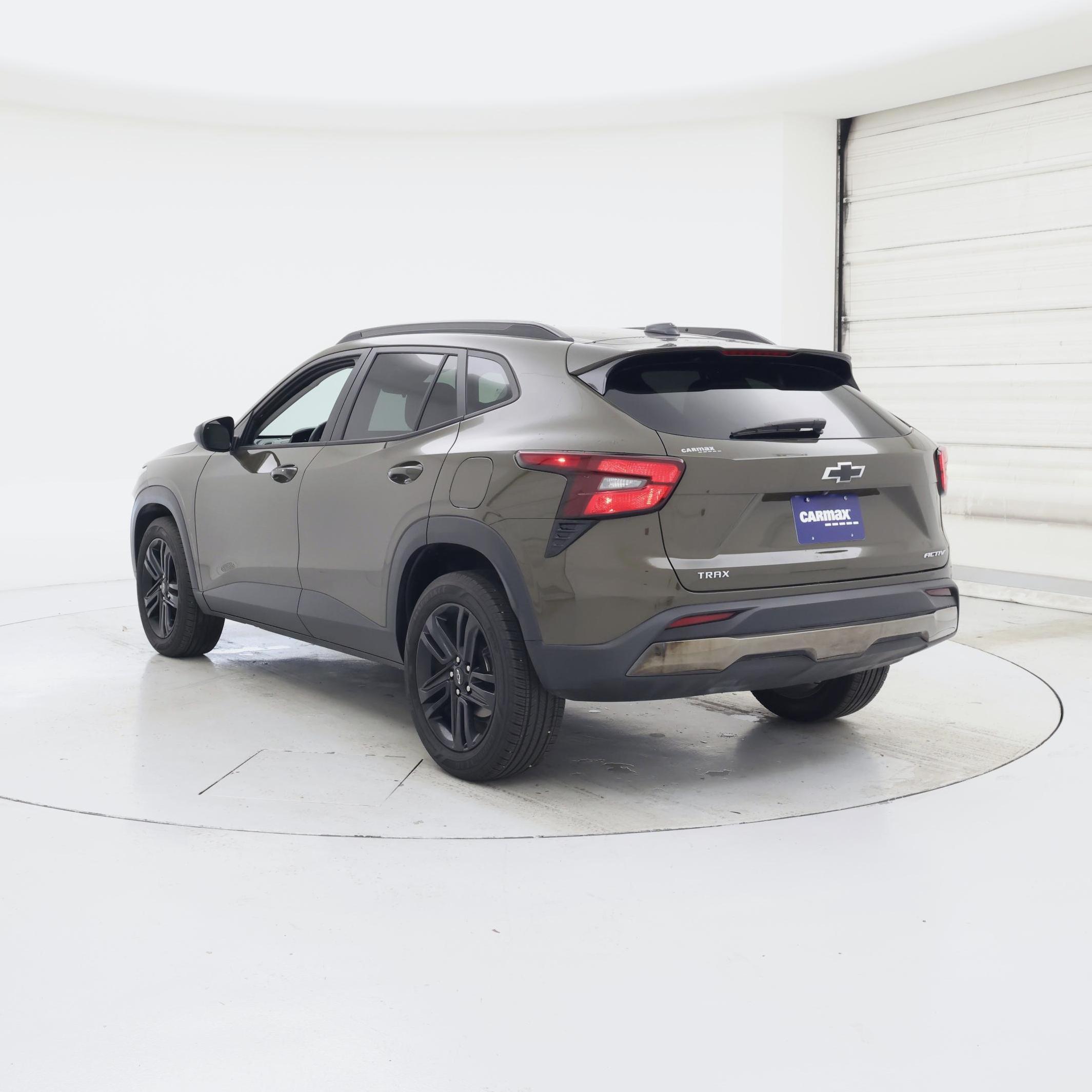 Thumbnail: 2024 Chevrolet Trax - 2