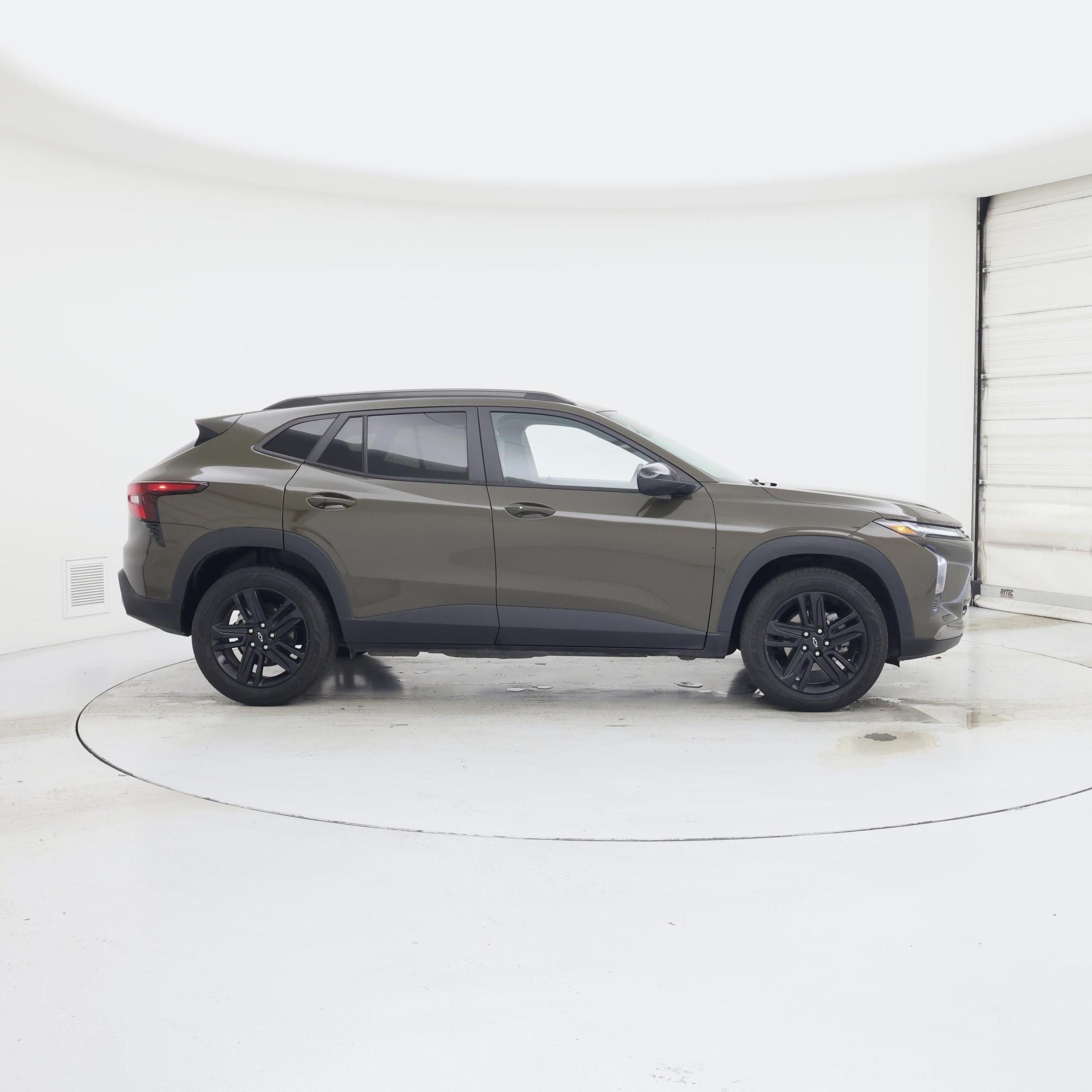Thumbnail: 2024 Chevrolet Trax - 7