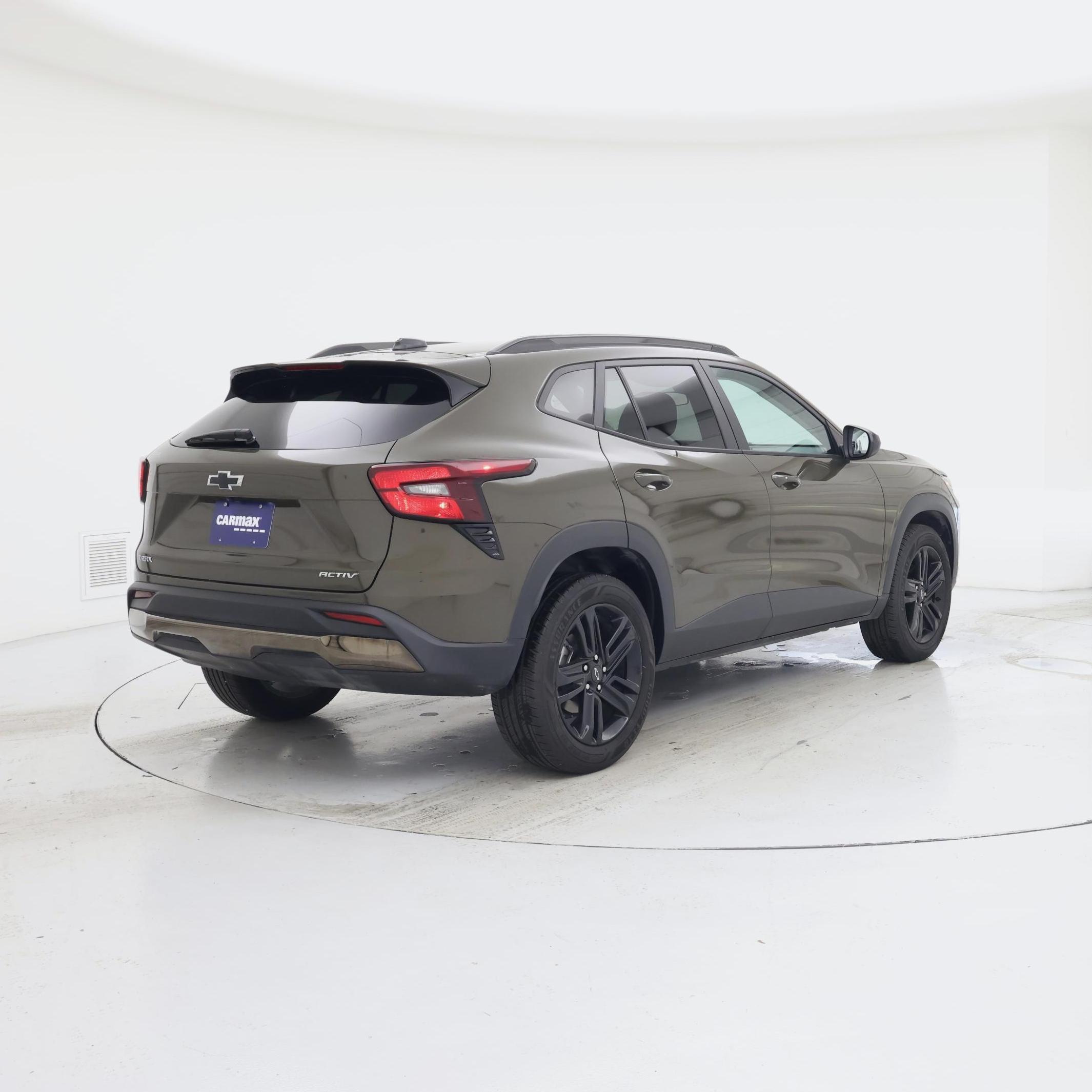 Thumbnail: 2024 Chevrolet Trax - 8