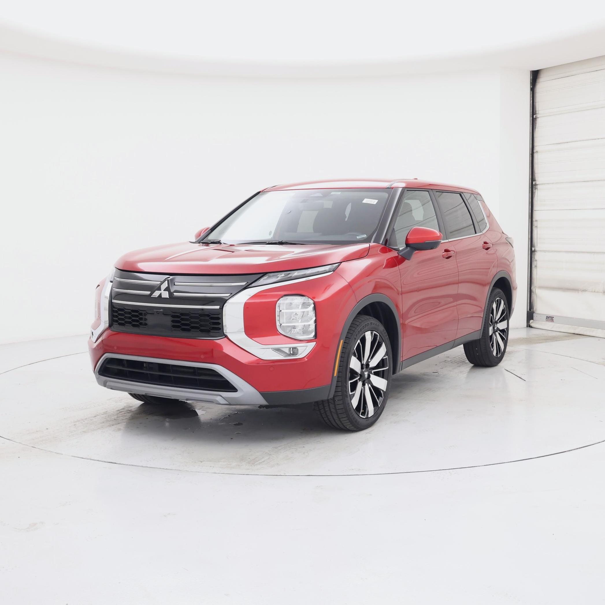 Thumbnail: 2025 Mitsubishi Outlander - 4