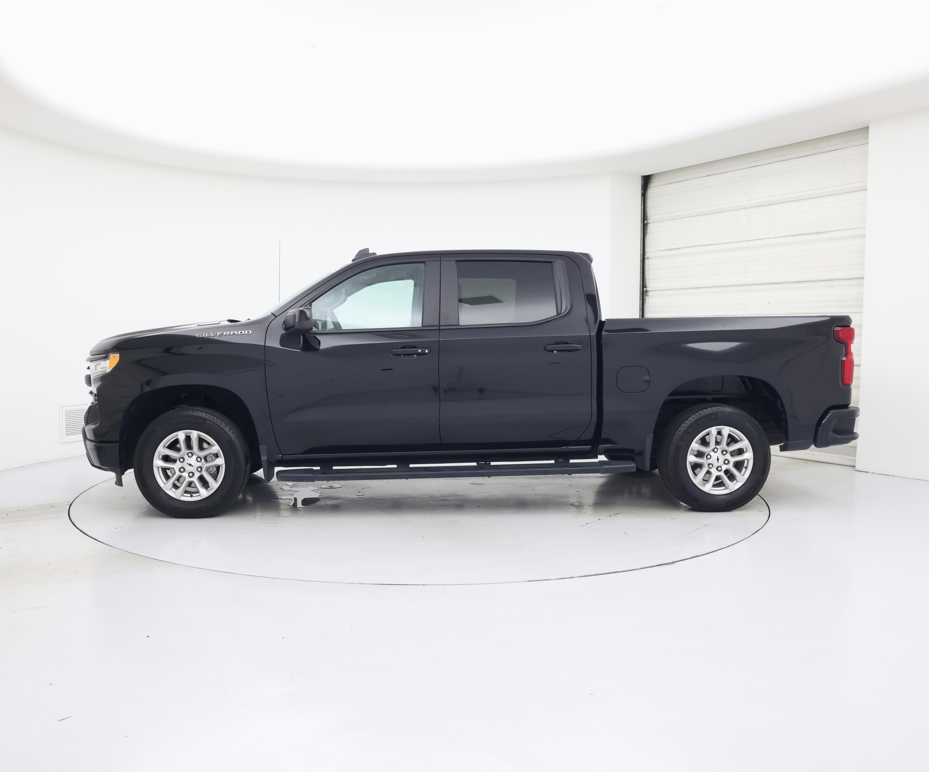 Thumbnail: 2025 Chevrolet Silverado 1500 - 3
