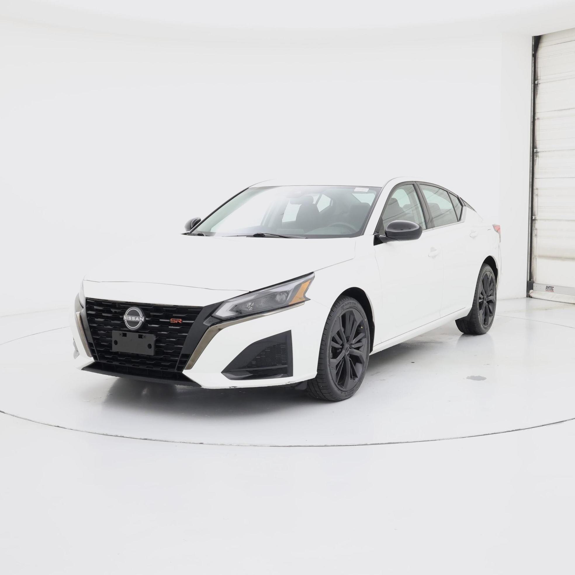 Thumbnail: 2023 Nissan Altima - 4
