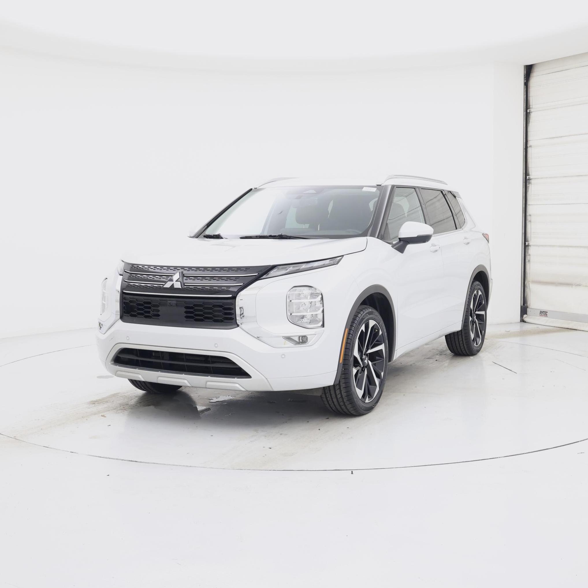 Thumbnail: 2022 Mitsubishi Outlander - 4