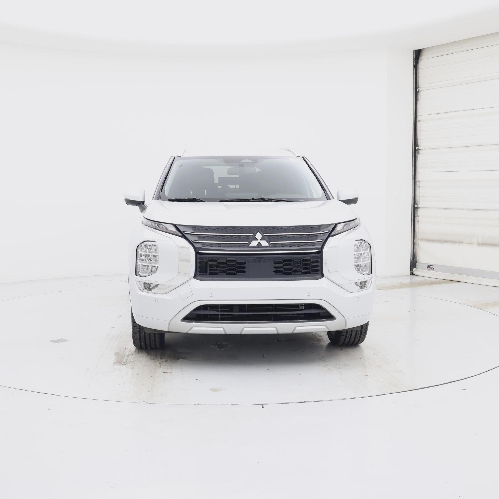 Thumbnail: 2022 Mitsubishi Outlander - 5