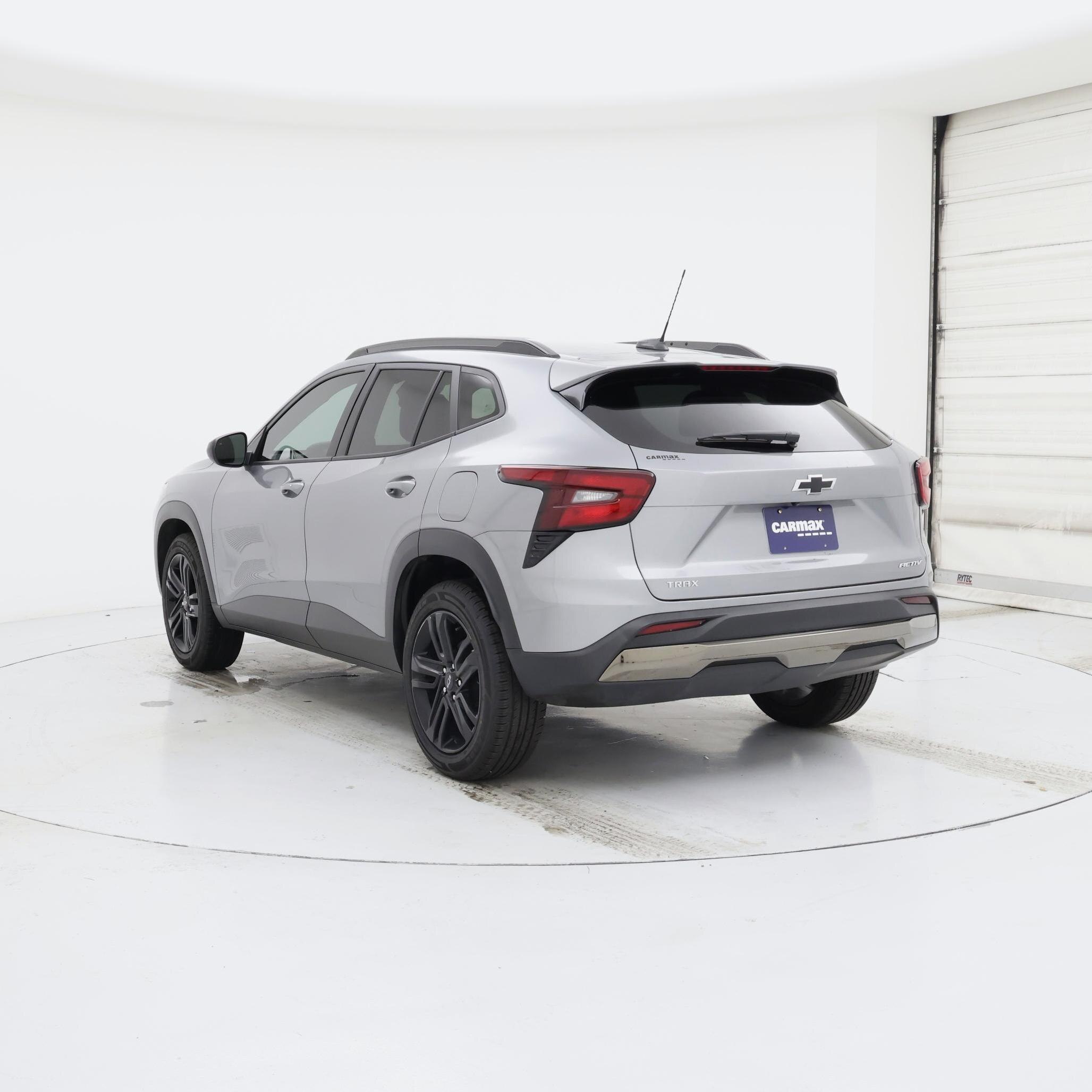 Thumbnail: 2024 Chevrolet Trax - 2