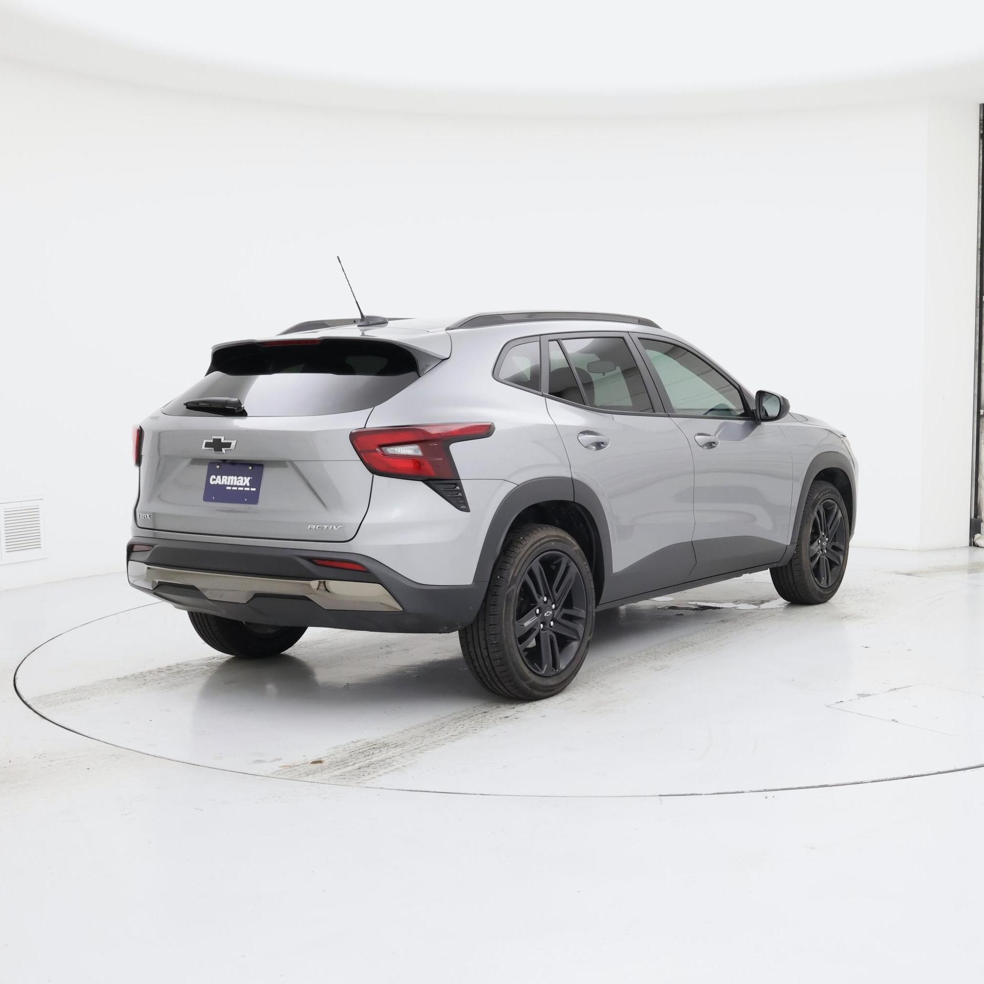 Thumbnail: 2024 Chevrolet Trax - 8