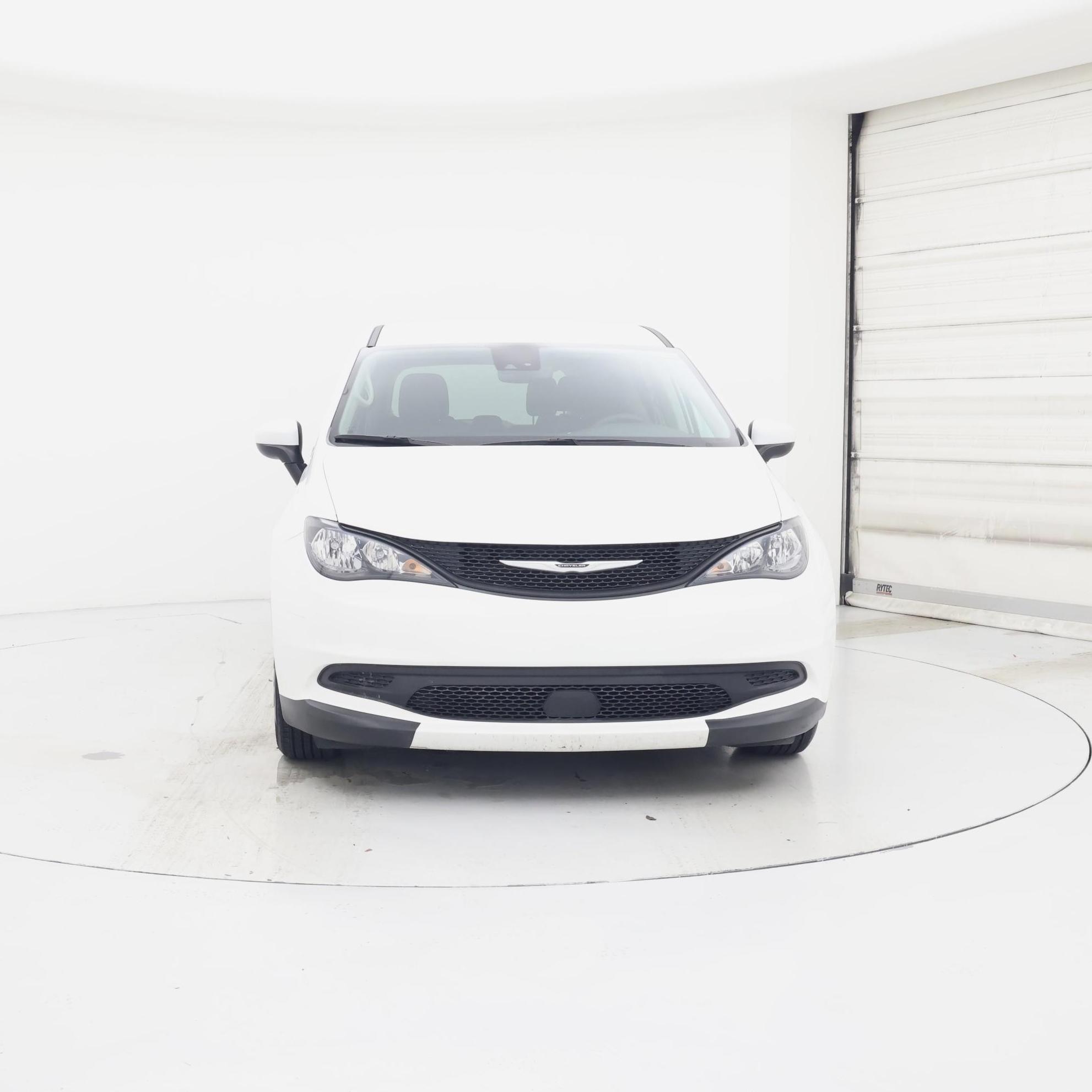 Thumbnail: 2023 Chrysler Voyager - 5