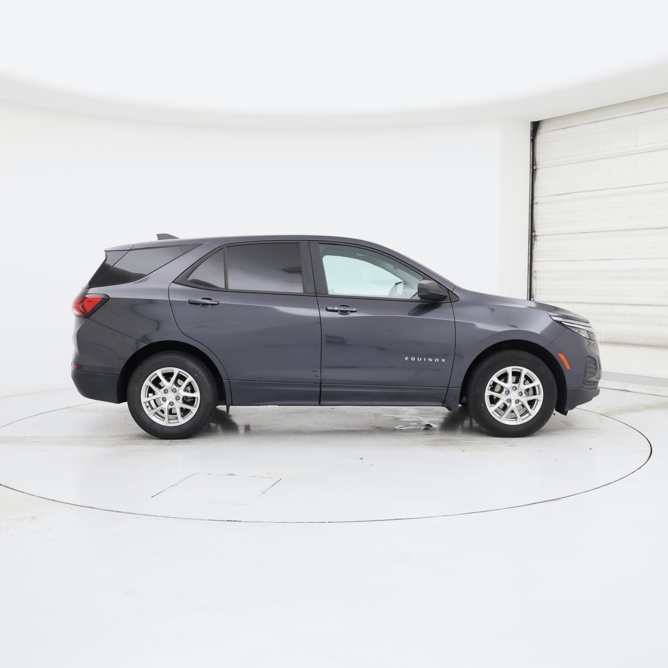Thumbnail: 2022 Chevrolet Equinox - 7