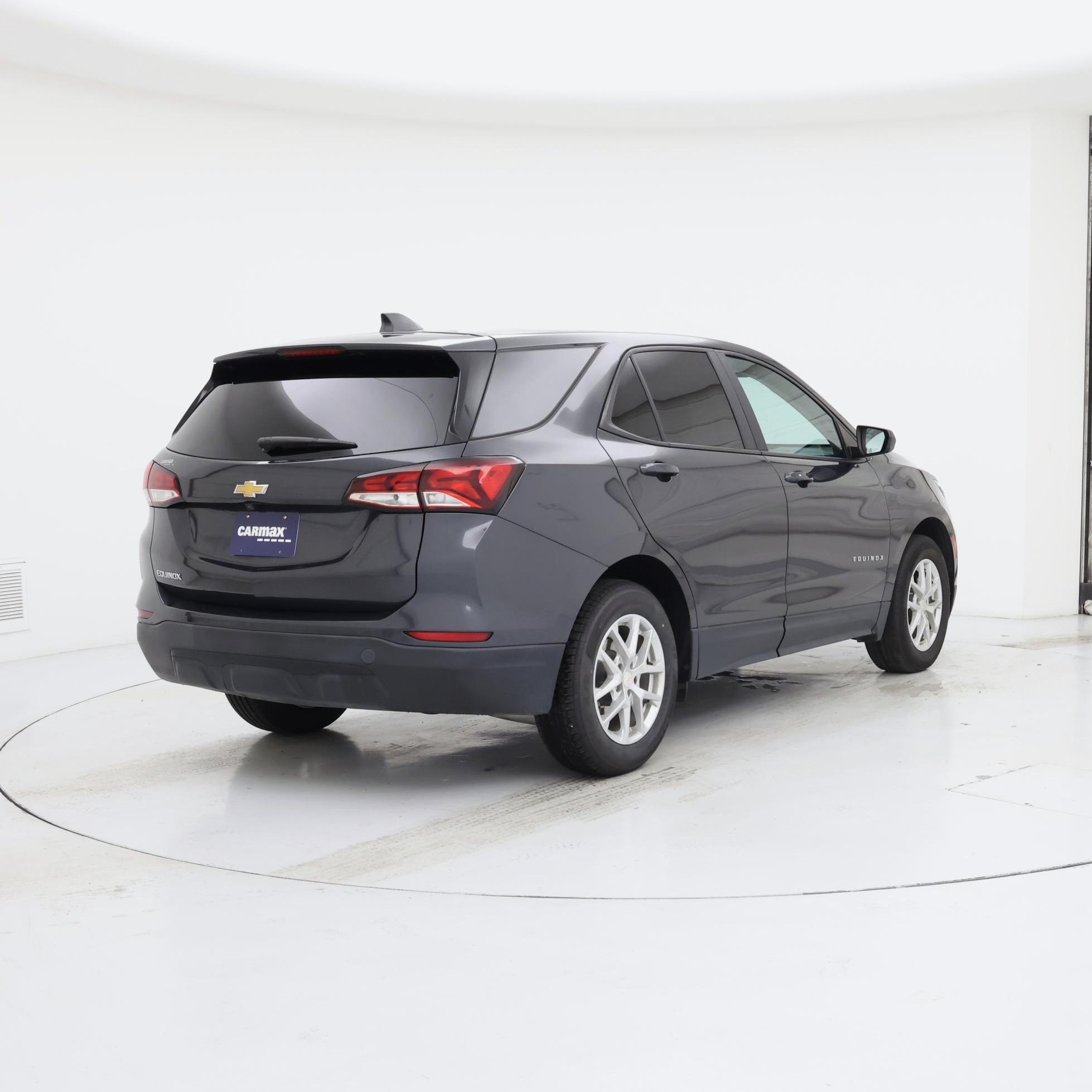 Thumbnail: 2022 Chevrolet Equinox - 8