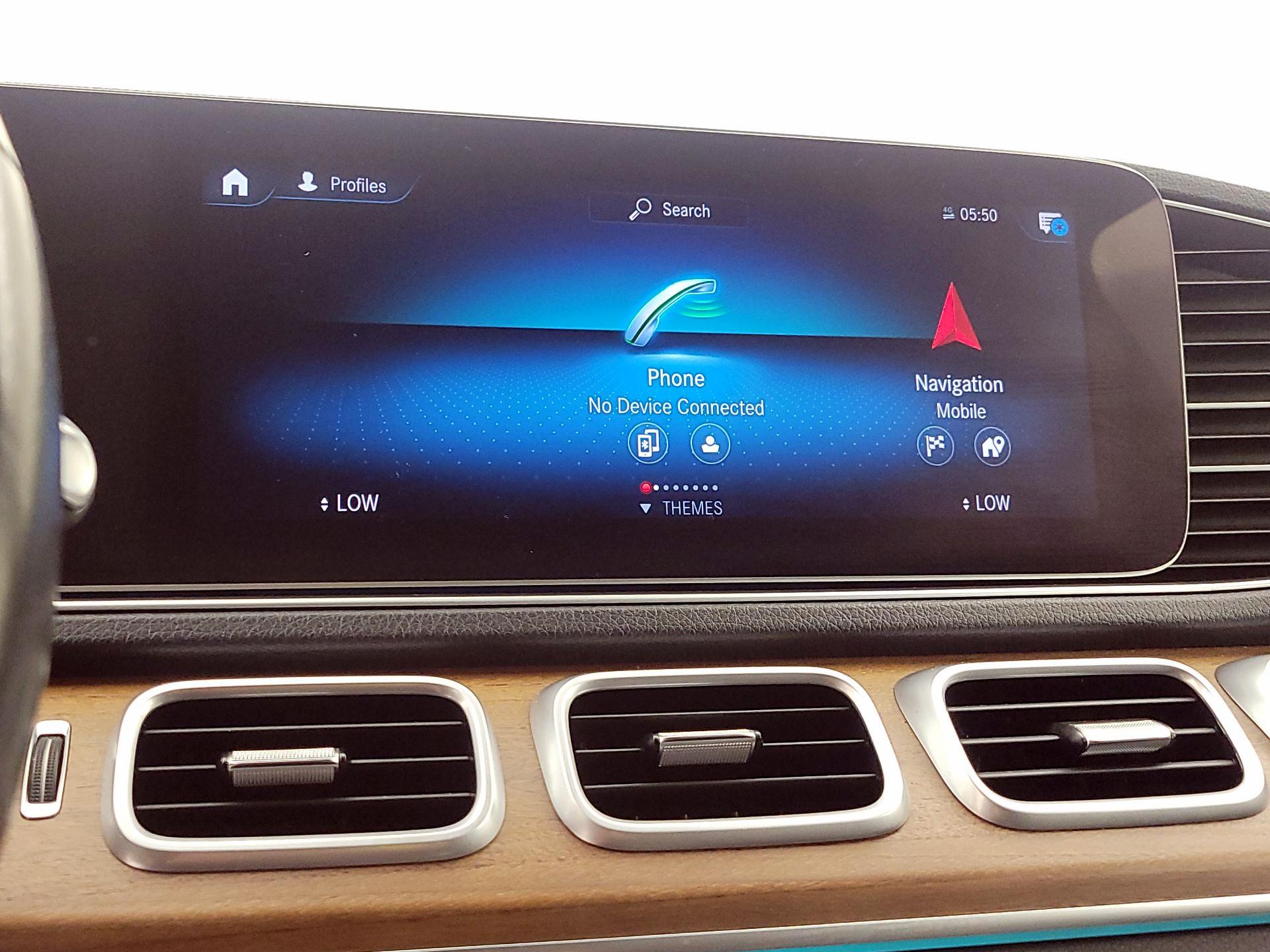 Thumbnail: 2020 Mercedes-Benz GLS - 15