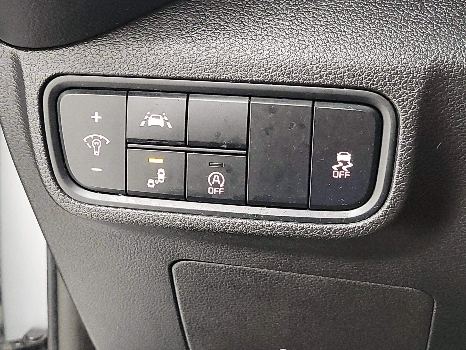 Thumbnail: 2021 Kia Soul - 13