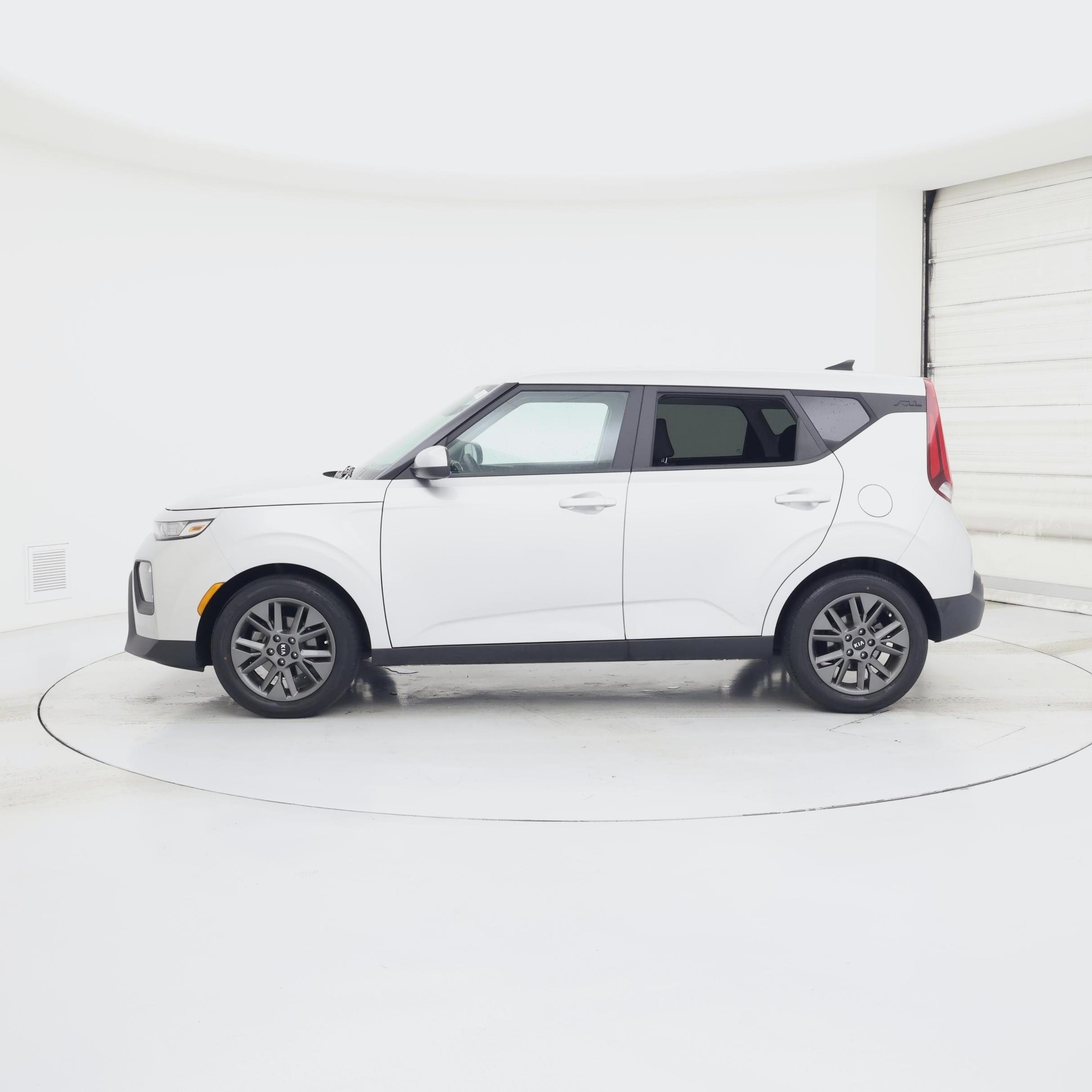 Thumbnail: 2021 Kia Soul - 3