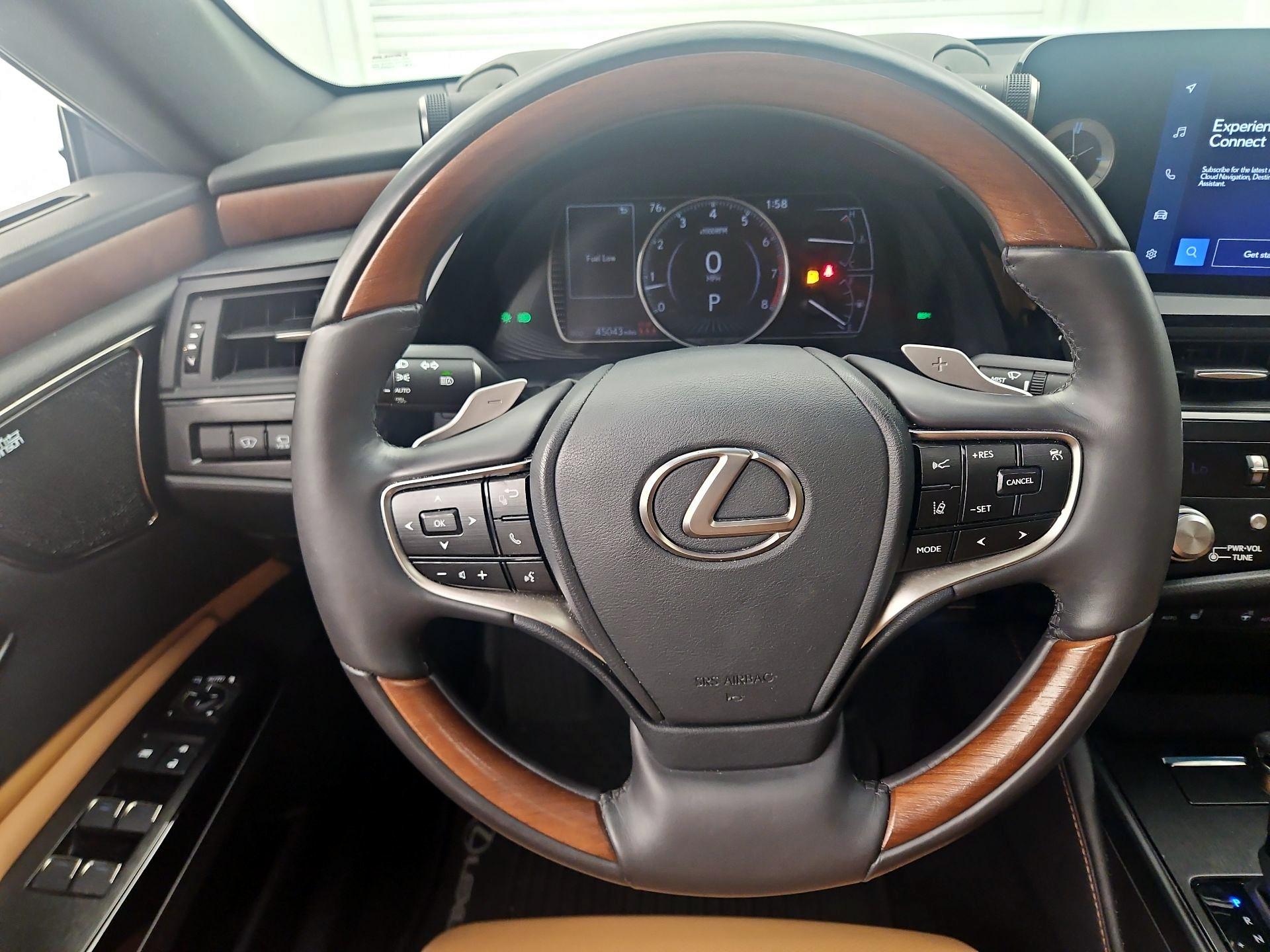 Thumbnail: 2023 Lexus ES - 10