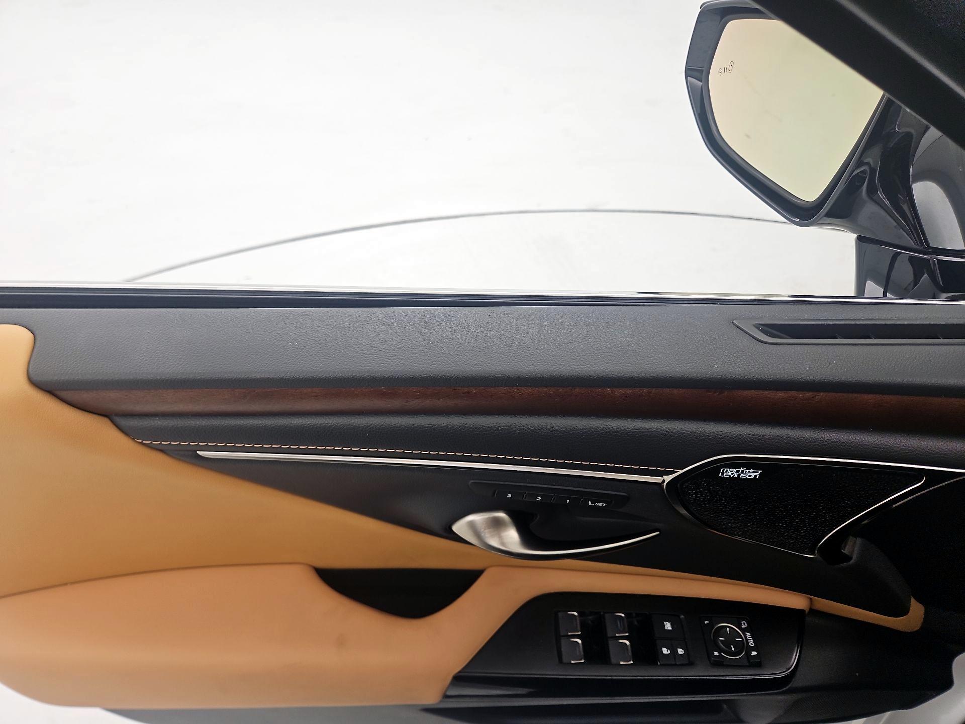 Thumbnail: 2023 Lexus ES - 12