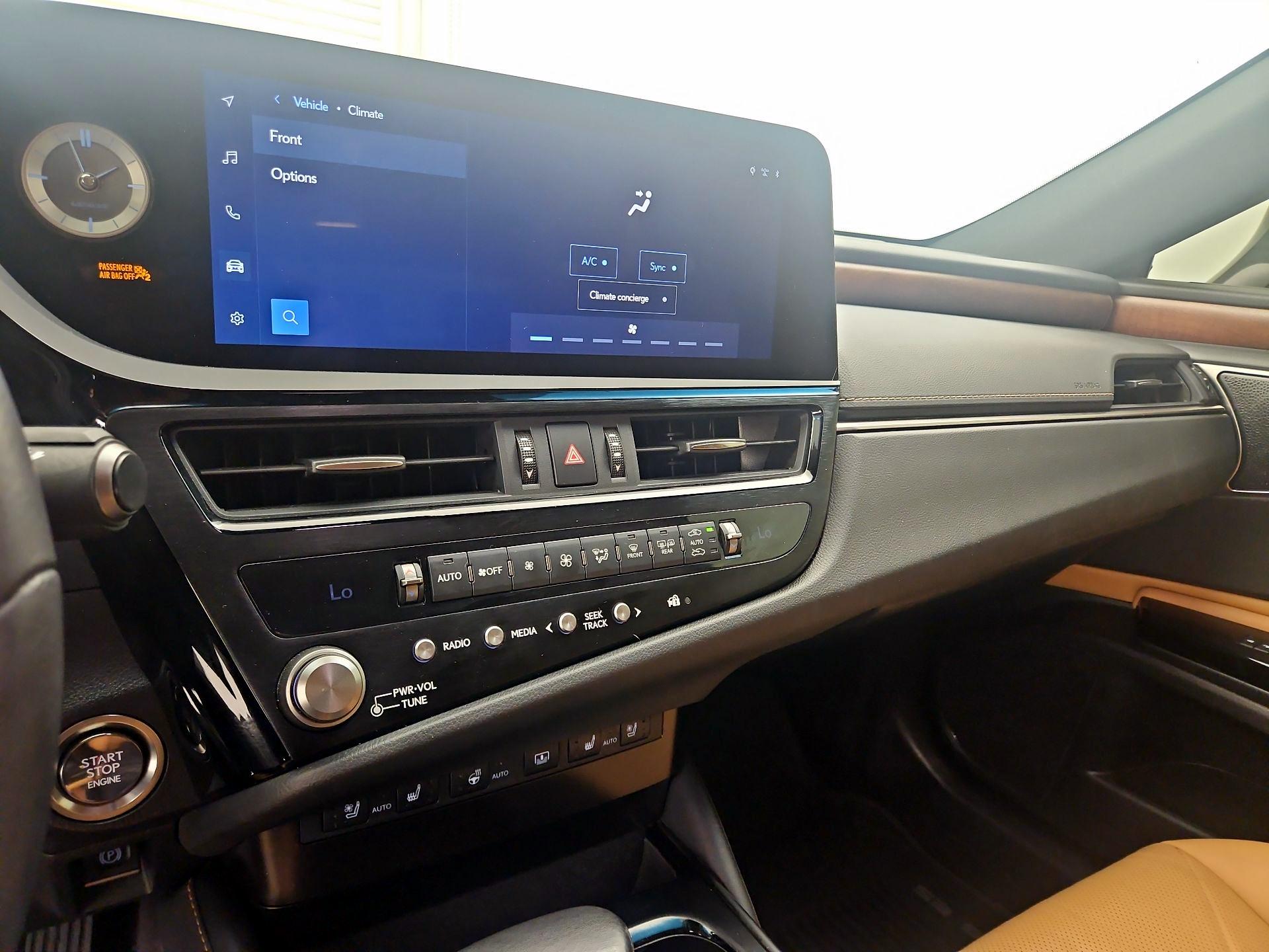 Thumbnail: 2023 Lexus ES - 16