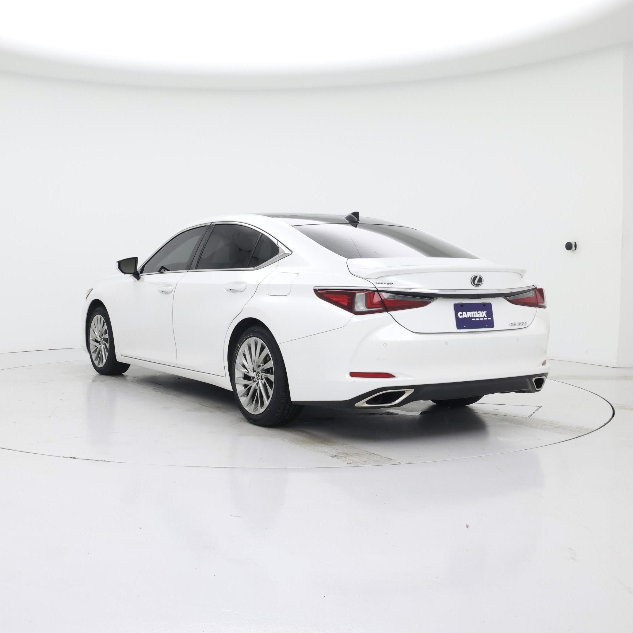 Thumbnail: 2023 Lexus ES - 2