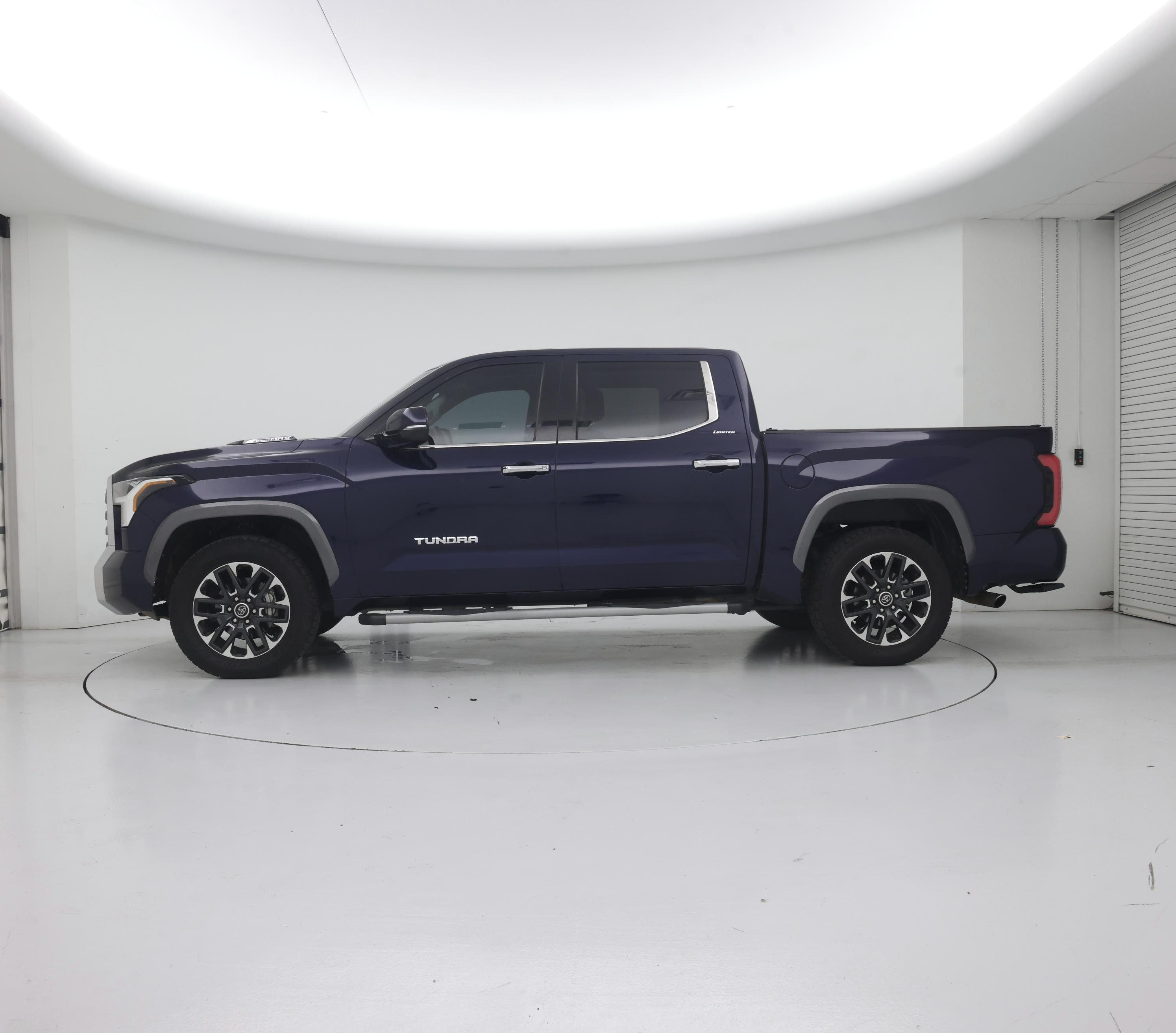 Thumbnail: 2023 Toyota Tundra - 3