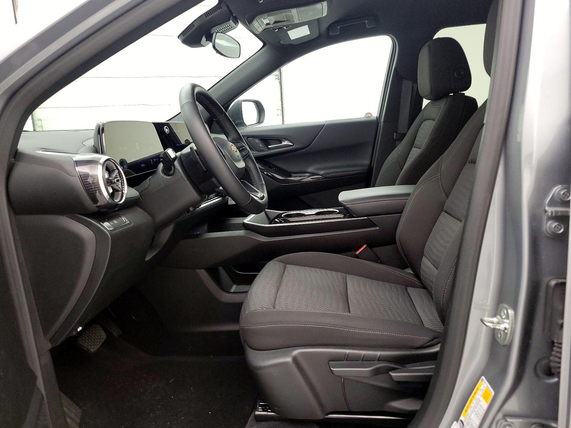 Thumbnail: 2025 Chevrolet Equinox - 11
