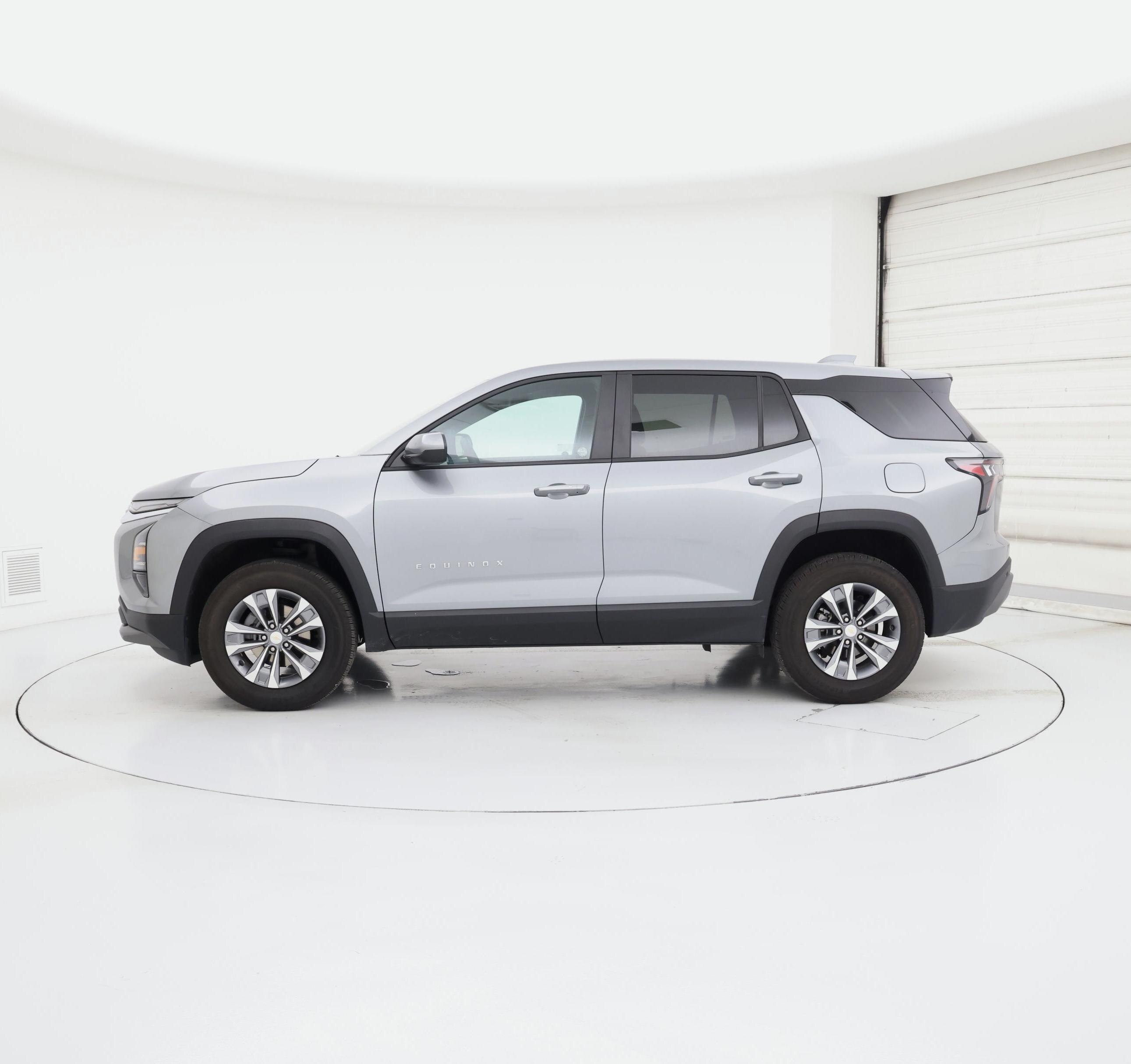 Thumbnail: 2025 Chevrolet Equinox - 3
