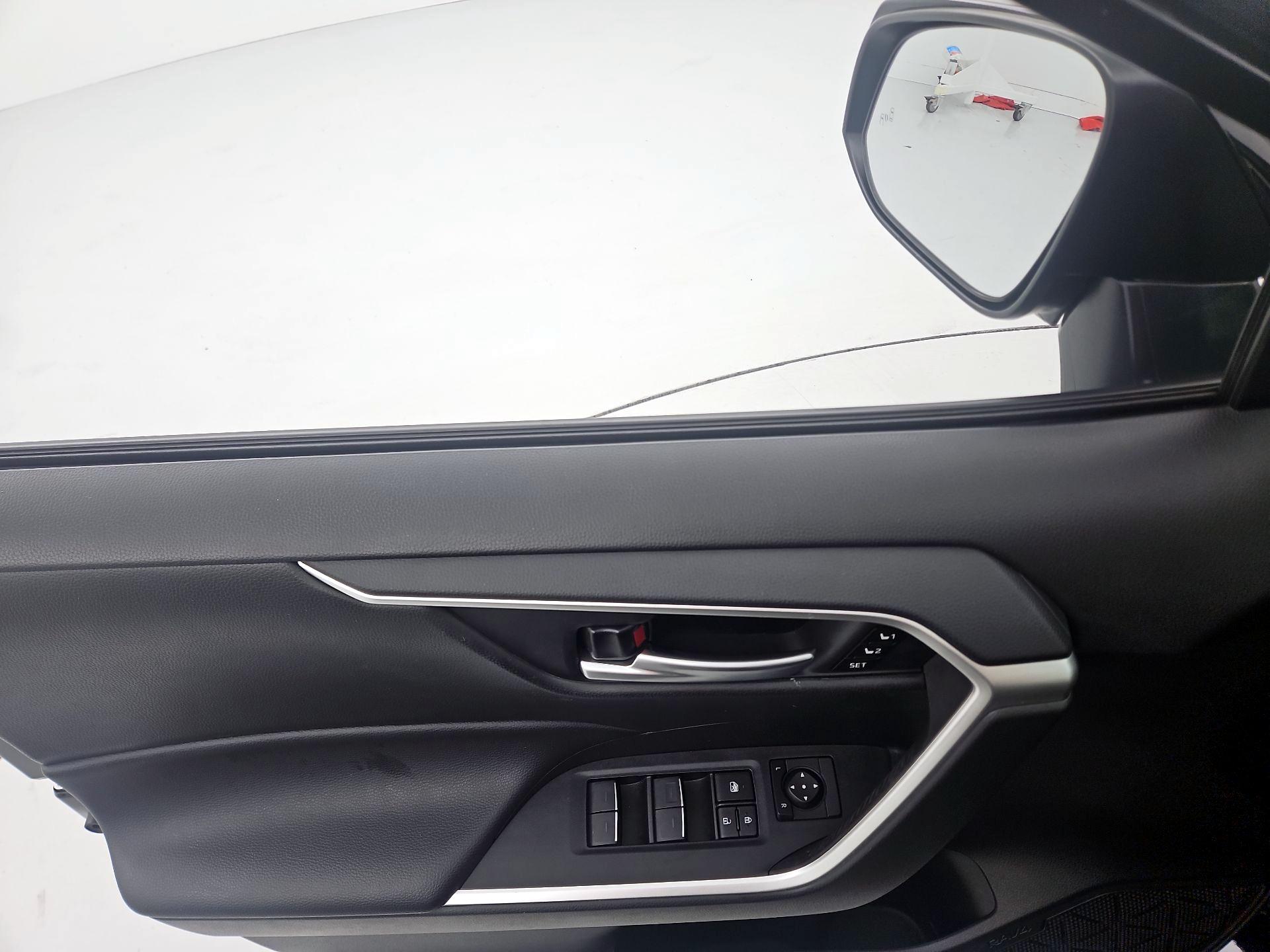Thumbnail: 2023 Toyota RAV4 - 12