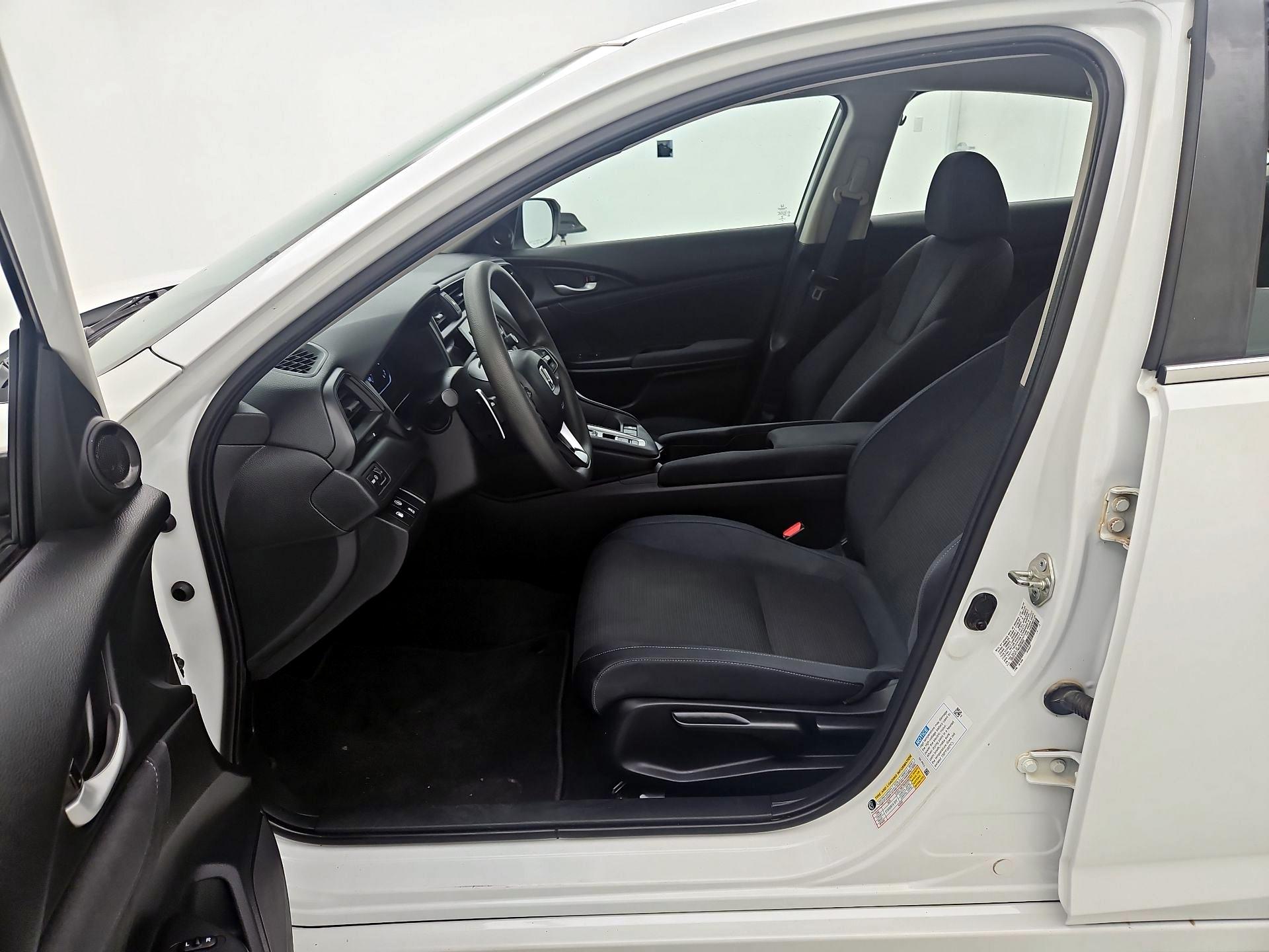Thumbnail: 2021 Honda Insight - 11