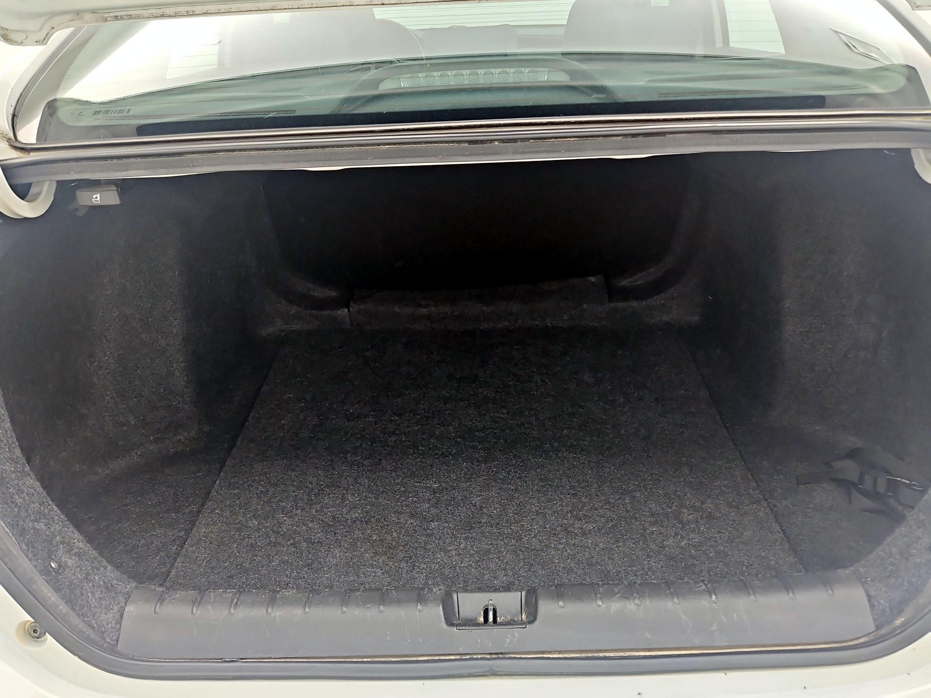 Thumbnail: 2021 Honda Insight - 20