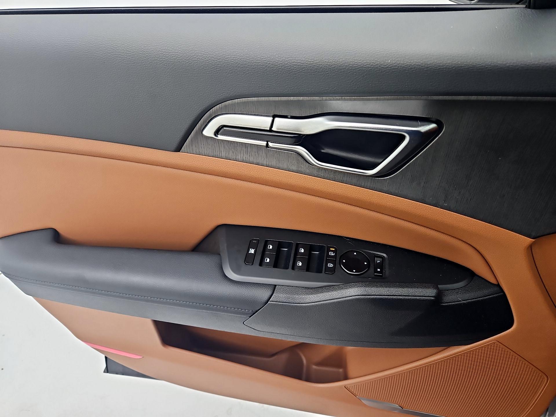 Thumbnail: 2026 Kia Sportage - 12