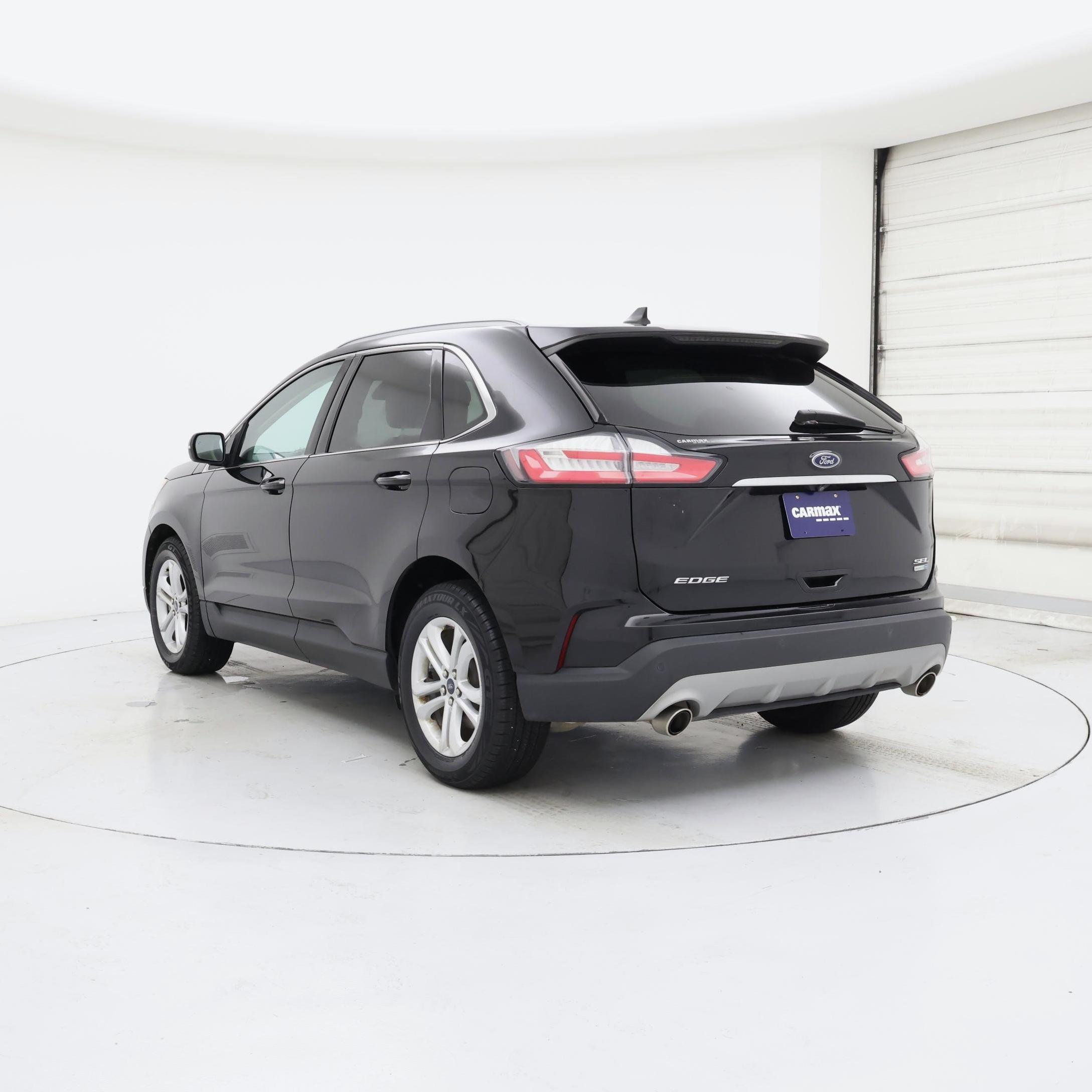 Thumbnail: 2020 Ford Edge - 2
