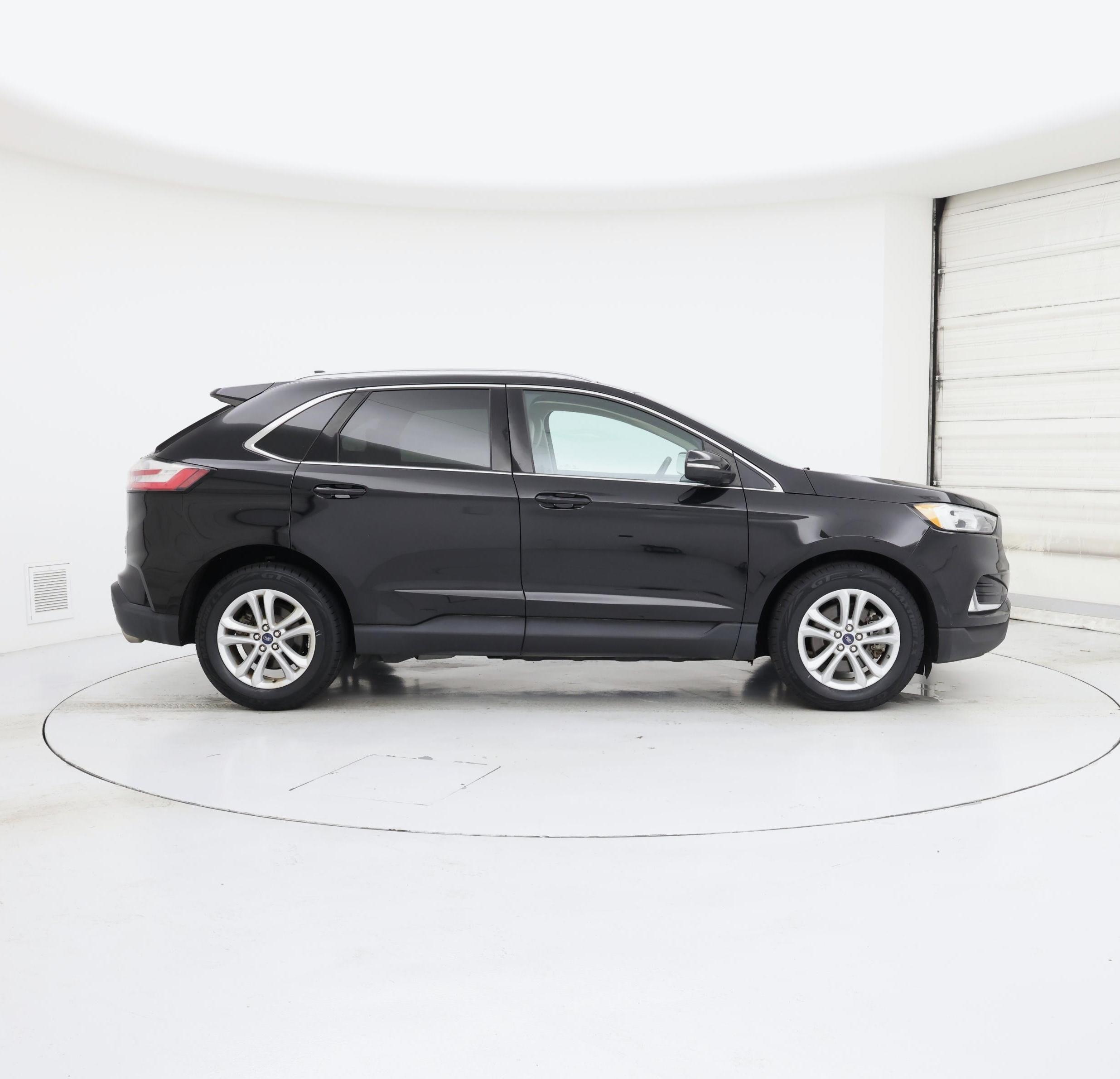 Thumbnail: 2020 Ford Edge - 7