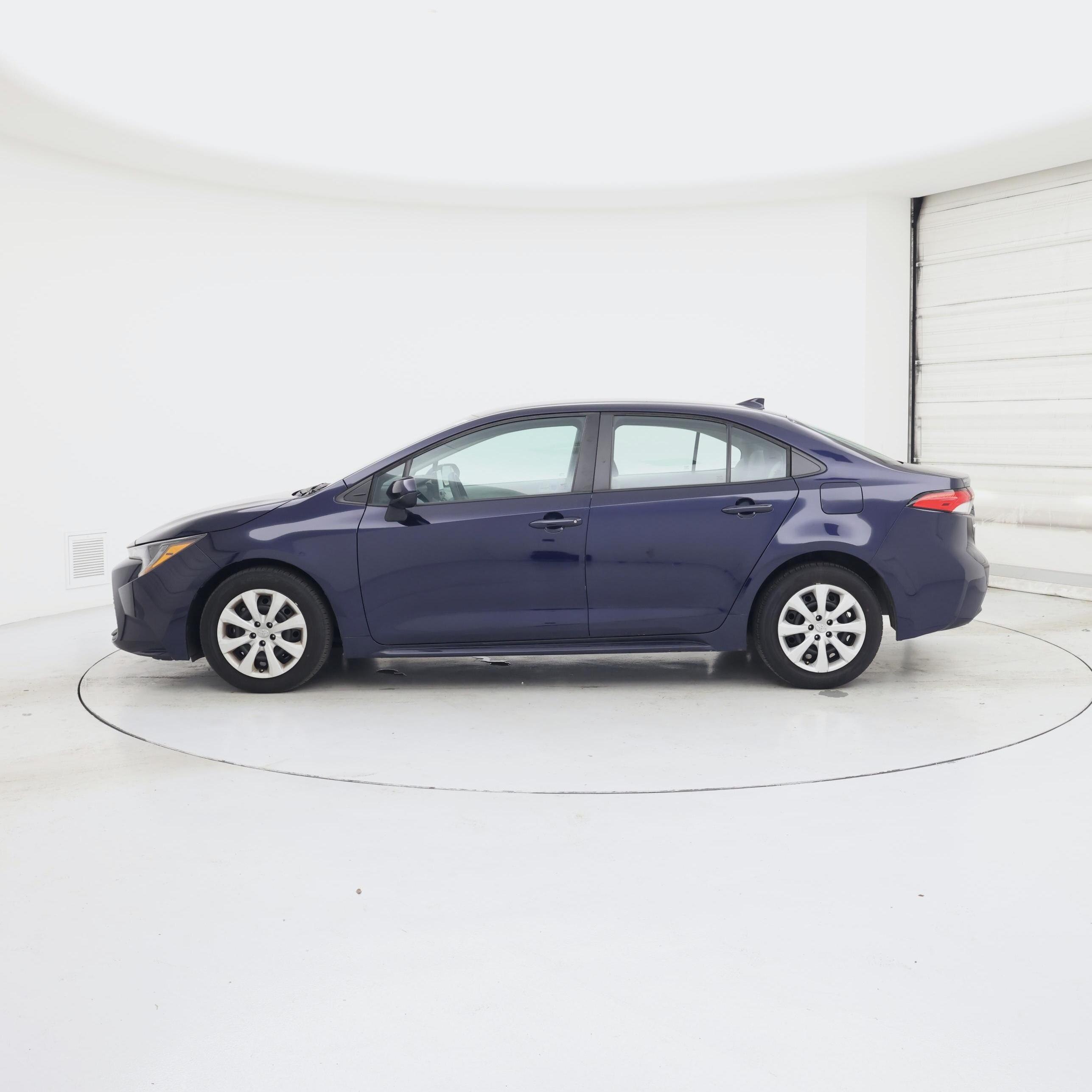 Thumbnail: 2024 Toyota Corolla - 3