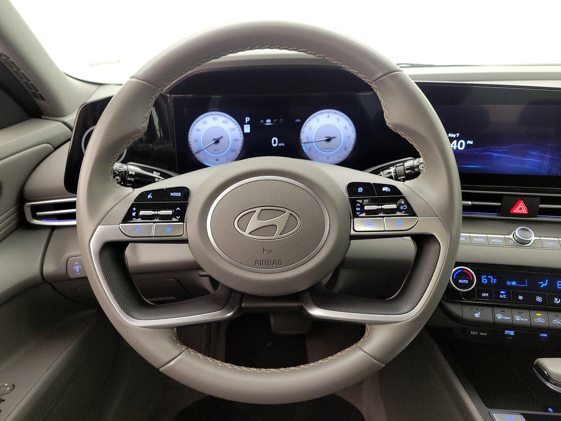 Thumbnail: 2025 Hyundai Elantra - 10