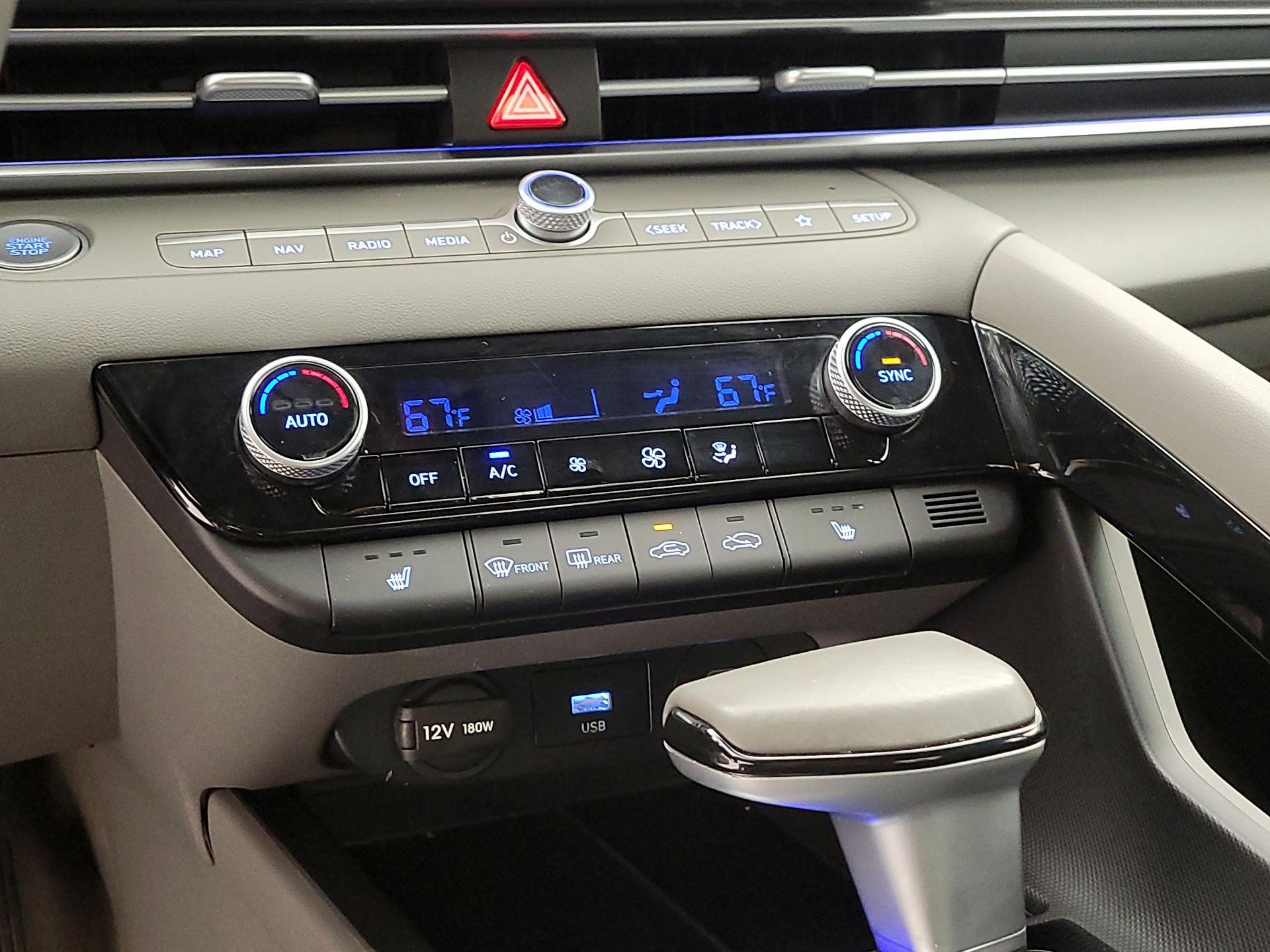 Thumbnail: 2025 Hyundai Elantra - 16