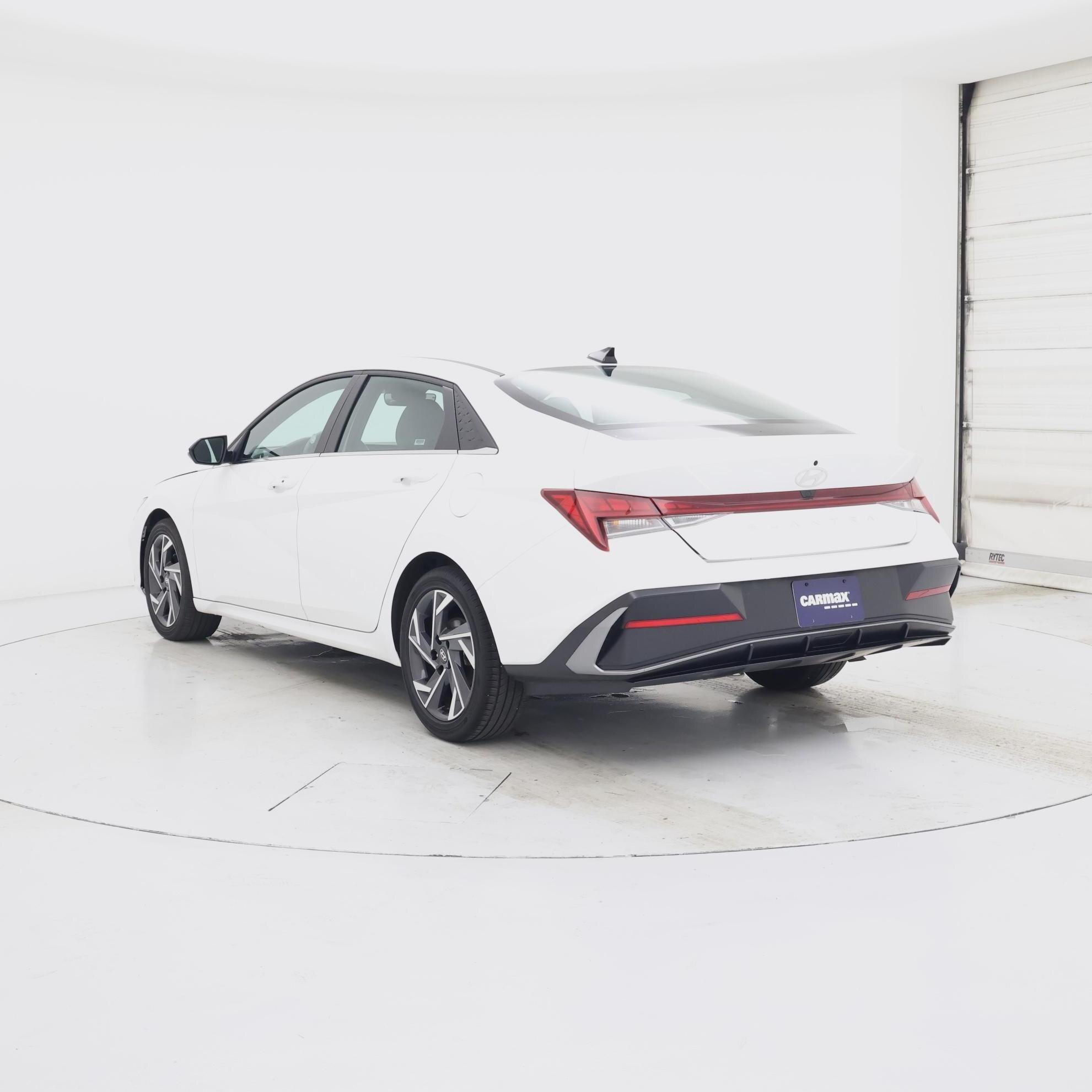 Thumbnail: 2025 Hyundai Elantra - 2