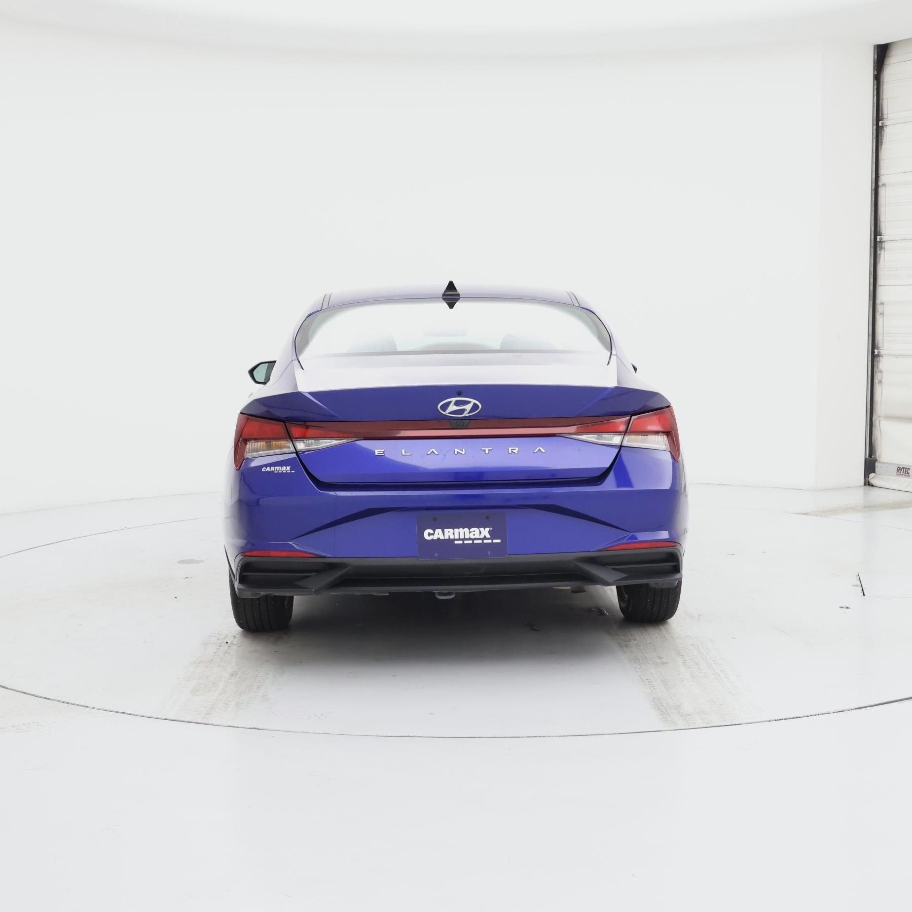 Thumbnail: 2023 Hyundai Elantra - 6