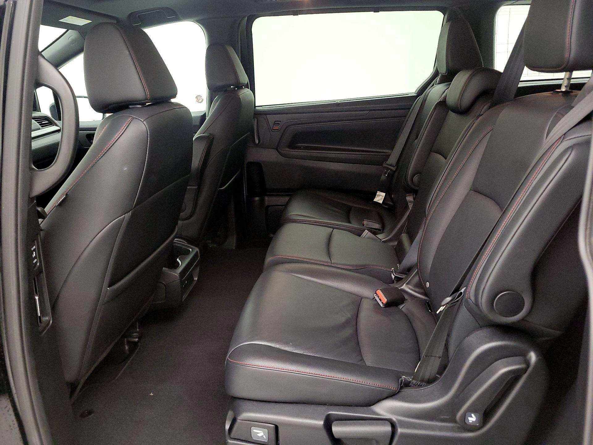 Thumbnail: 2025 Honda Odyssey - 19