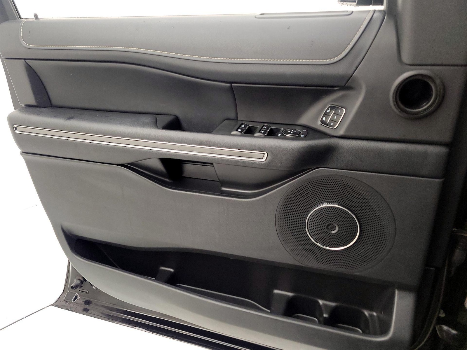 2024 Ford Expedition XLT - Photo 13