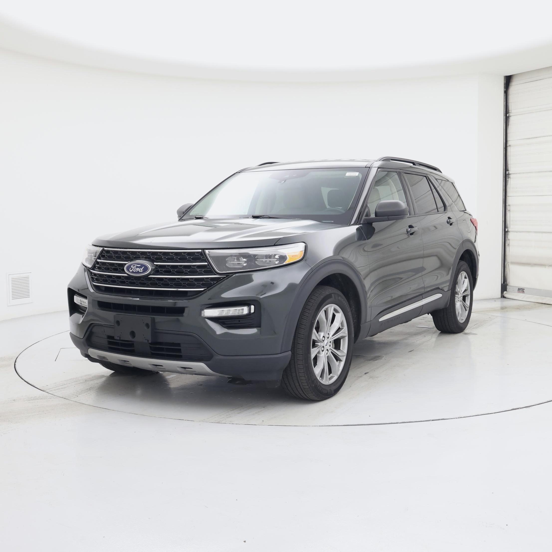 Thumbnail: 2023 Ford Explorer - 4