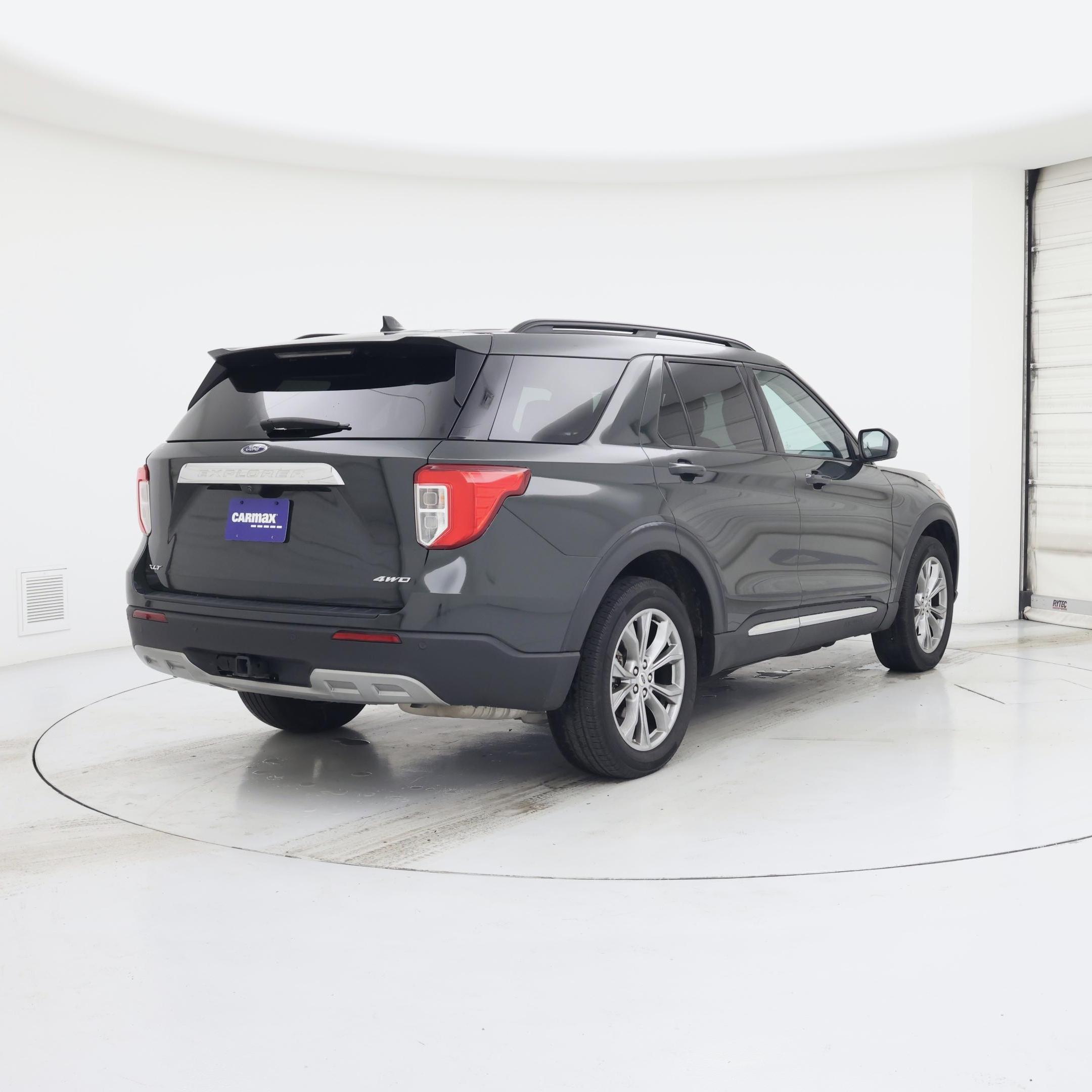 Thumbnail: 2023 Ford Explorer - 8