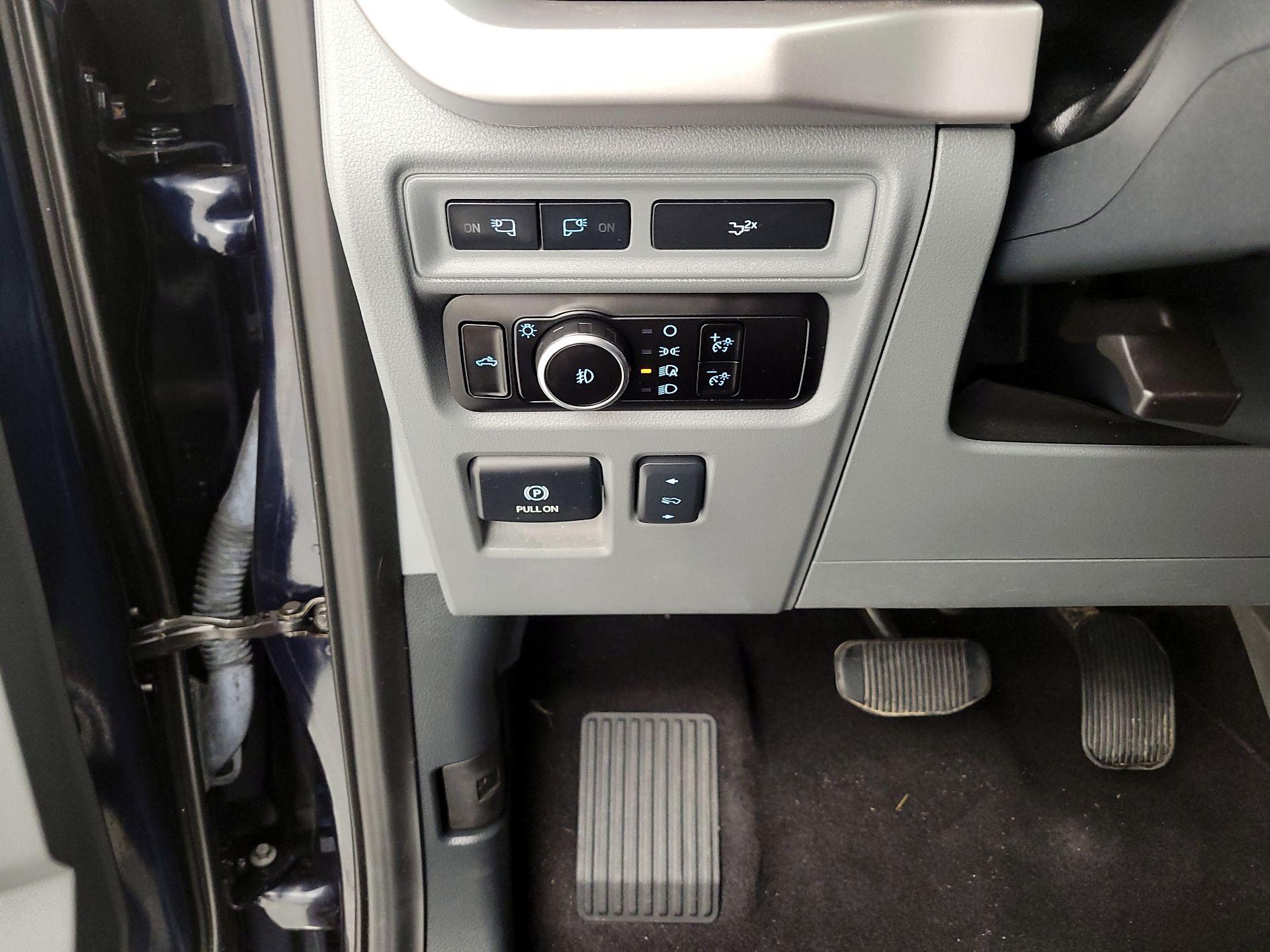 Thumbnail: 2023 Ford F-150 - 13