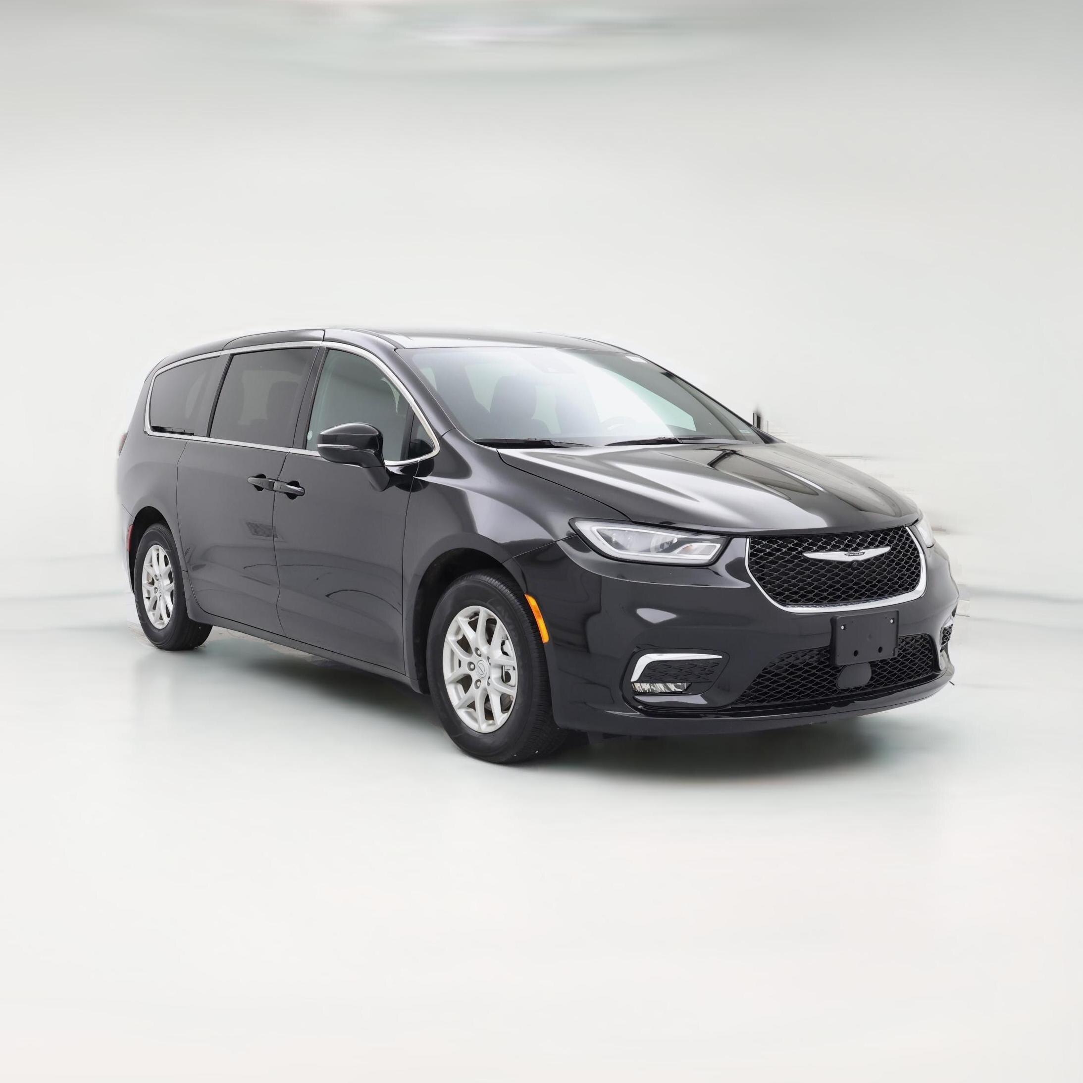 Thumbnail: 2025 Chrysler Pacifica - 1